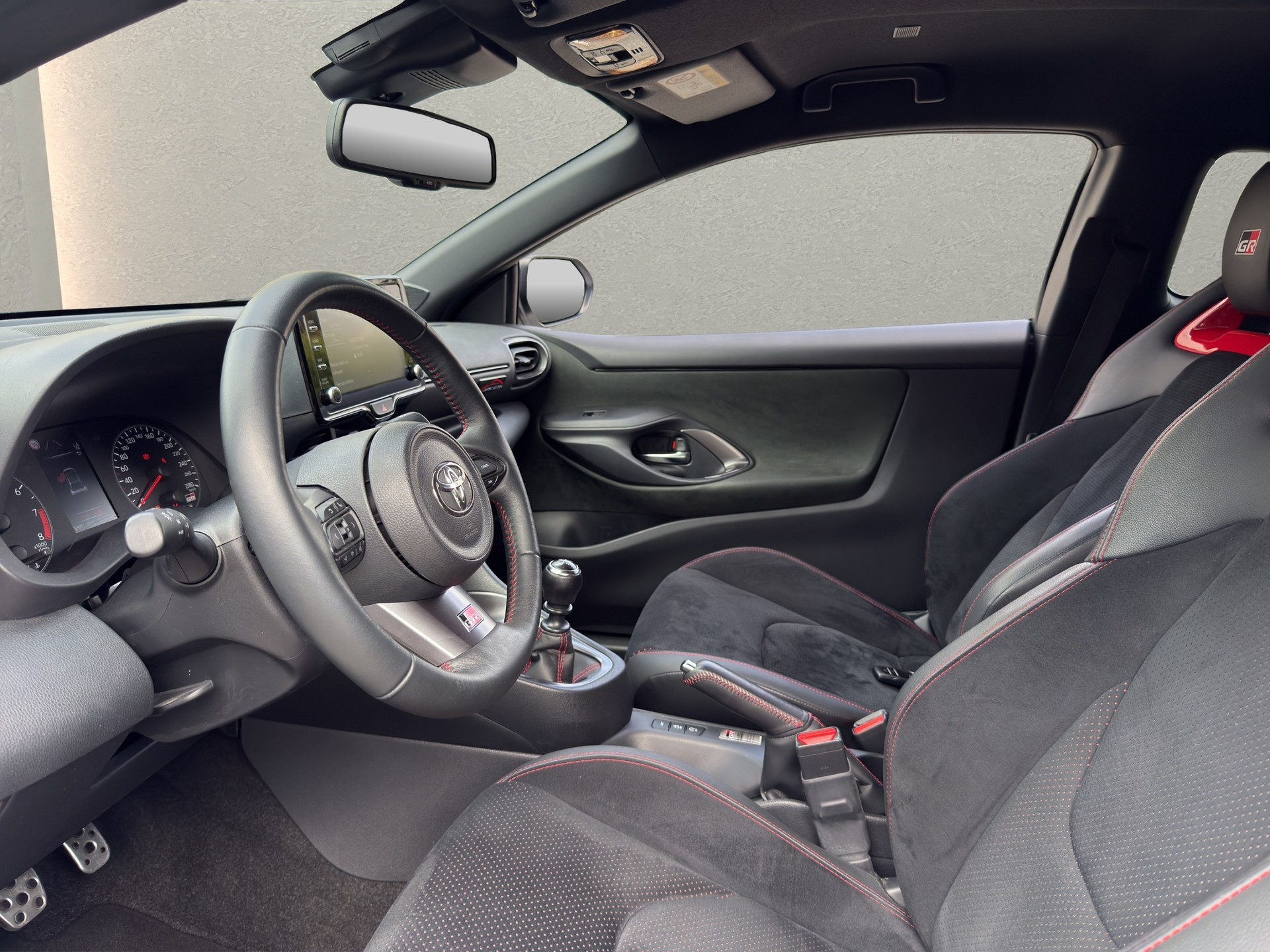 TOYOTA Yaris 1.6 GR Sport-image-7