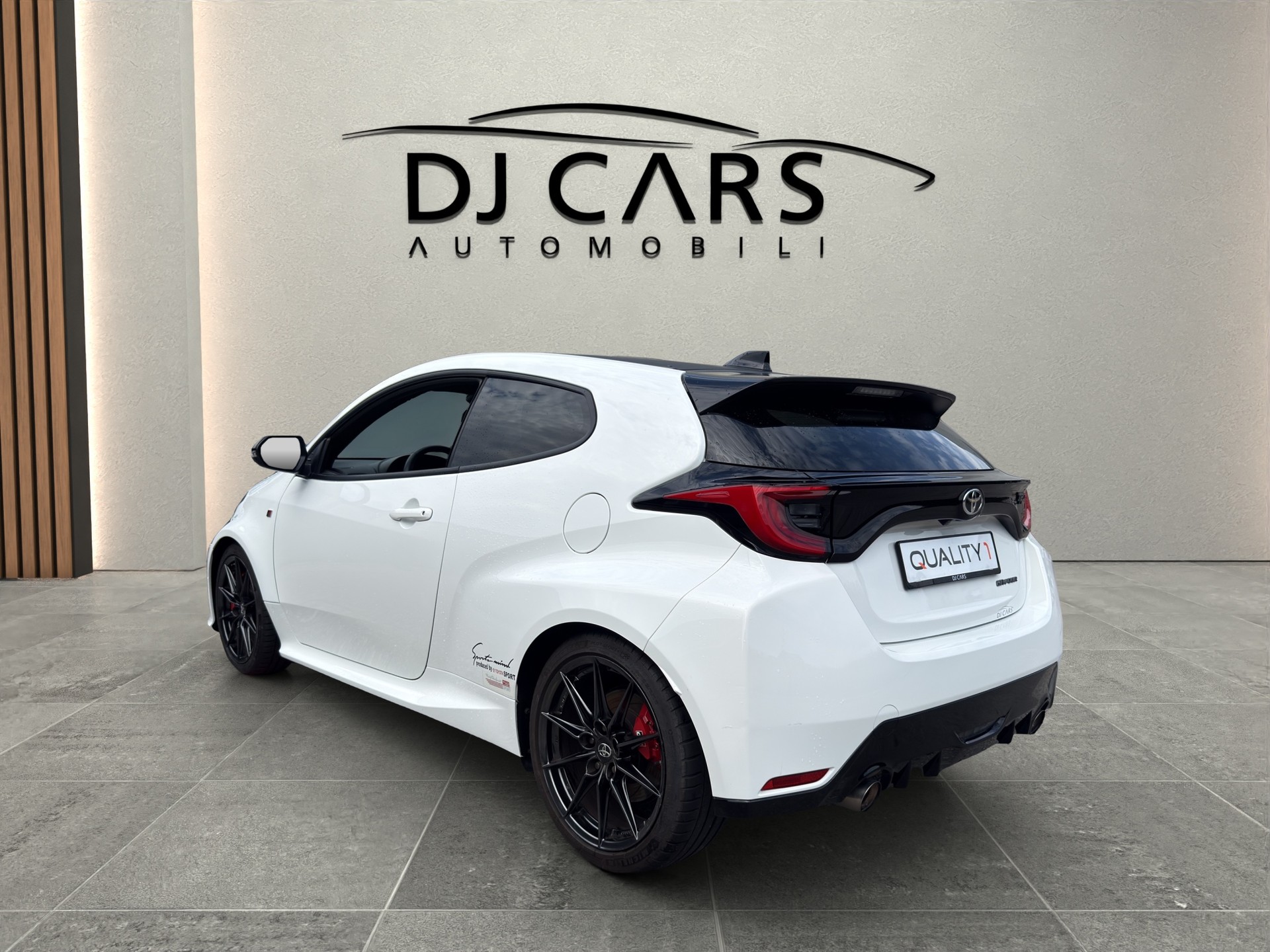 TOYOTA Yaris 1.6 GR Sport-image-5