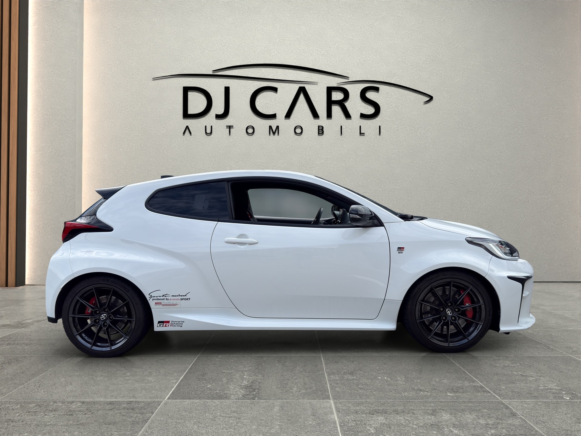 TOYOTA Yaris 1.6 GR Sport-image-4
