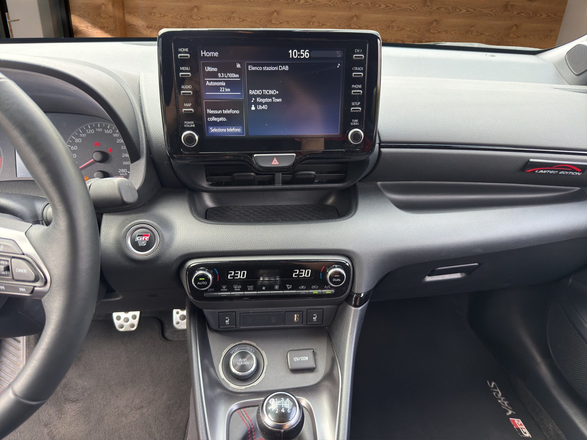 TOYOTA Yaris 1.6 GR Sport-image-10