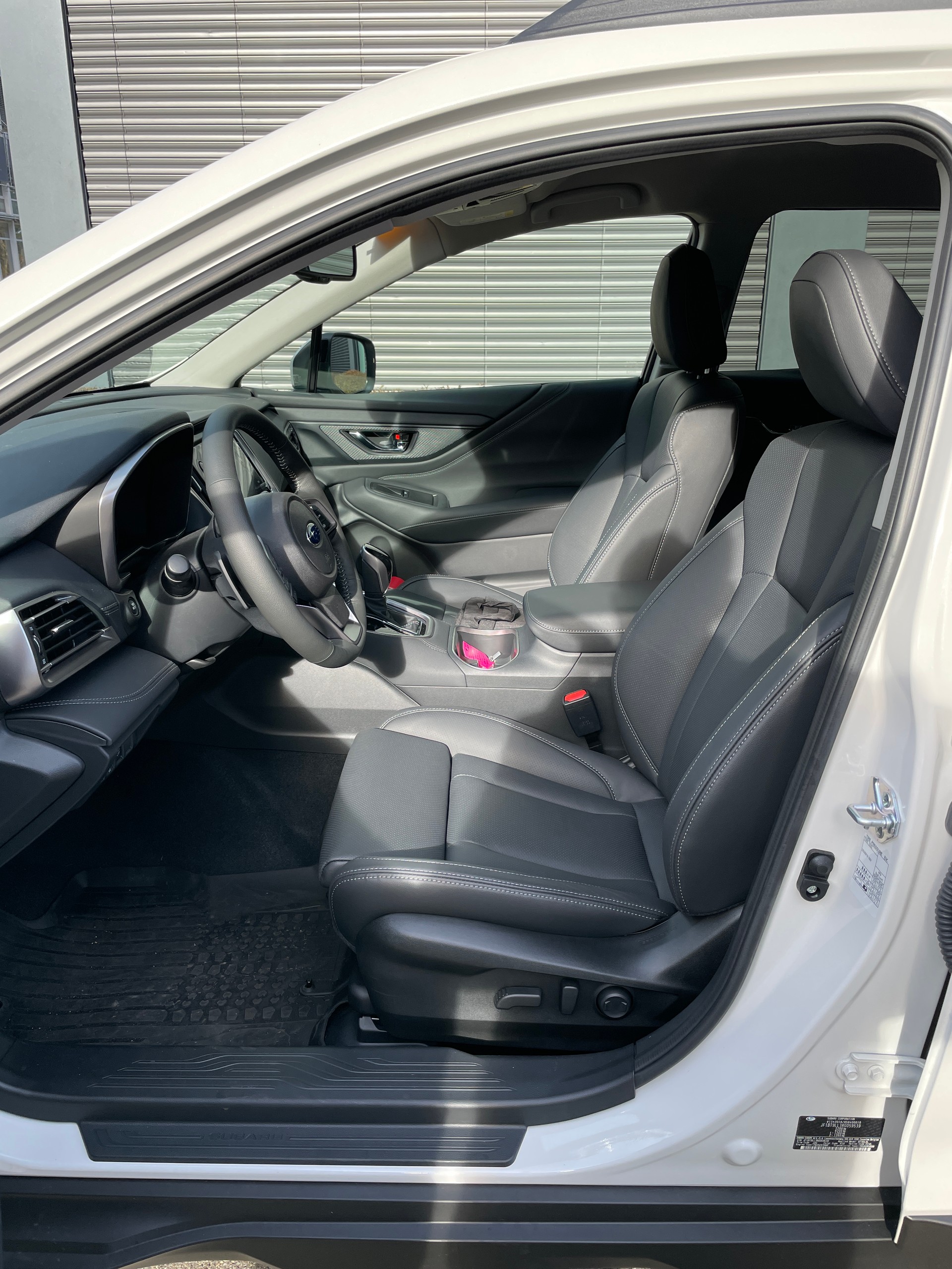 SUBARU Outback 2.5i Luxury AWD Limited-image-11