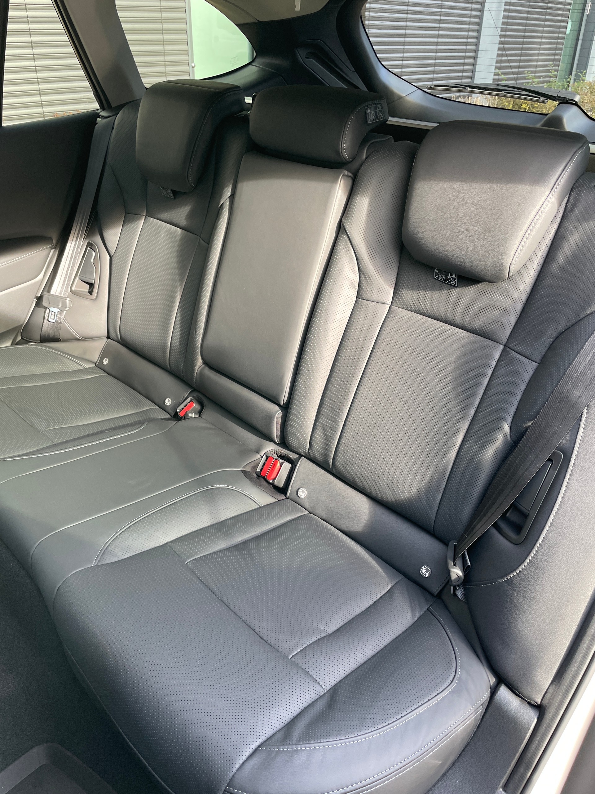 SUBARU Outback 2.5i Luxury AWD Limited-image-13
