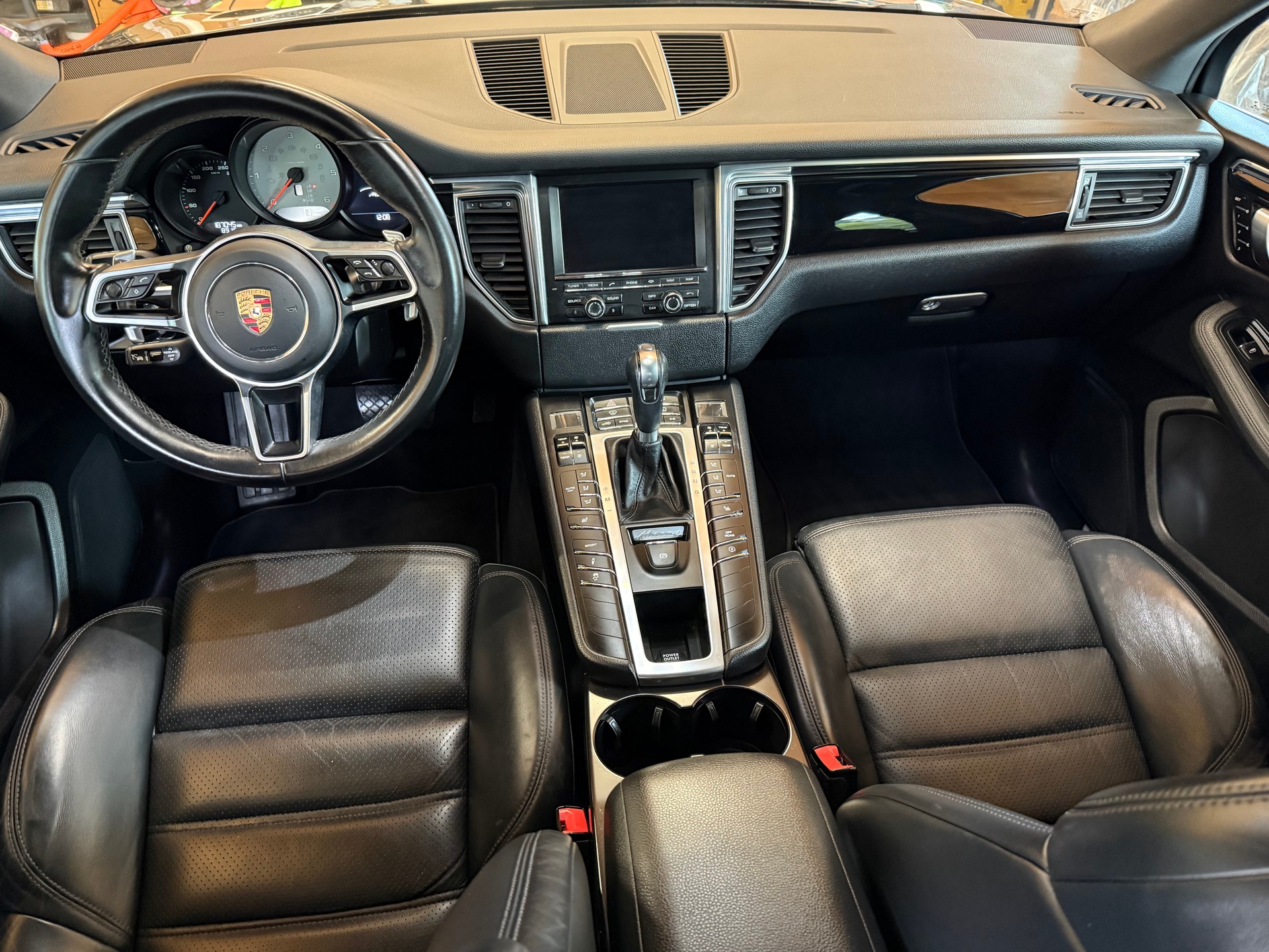 PORSCHE Macan S Diesel PDK-image-8