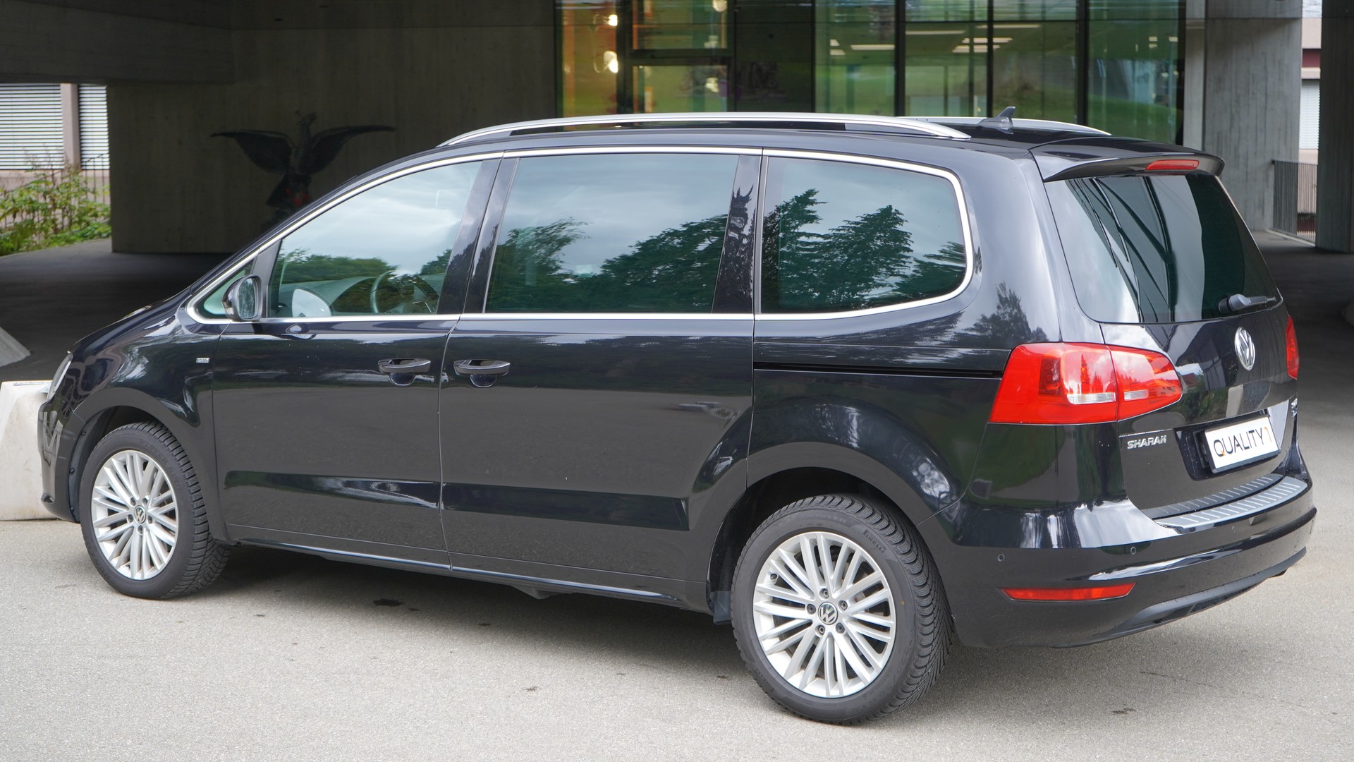 VW Sharan 2.0 TDI 7 Sitze-image-2