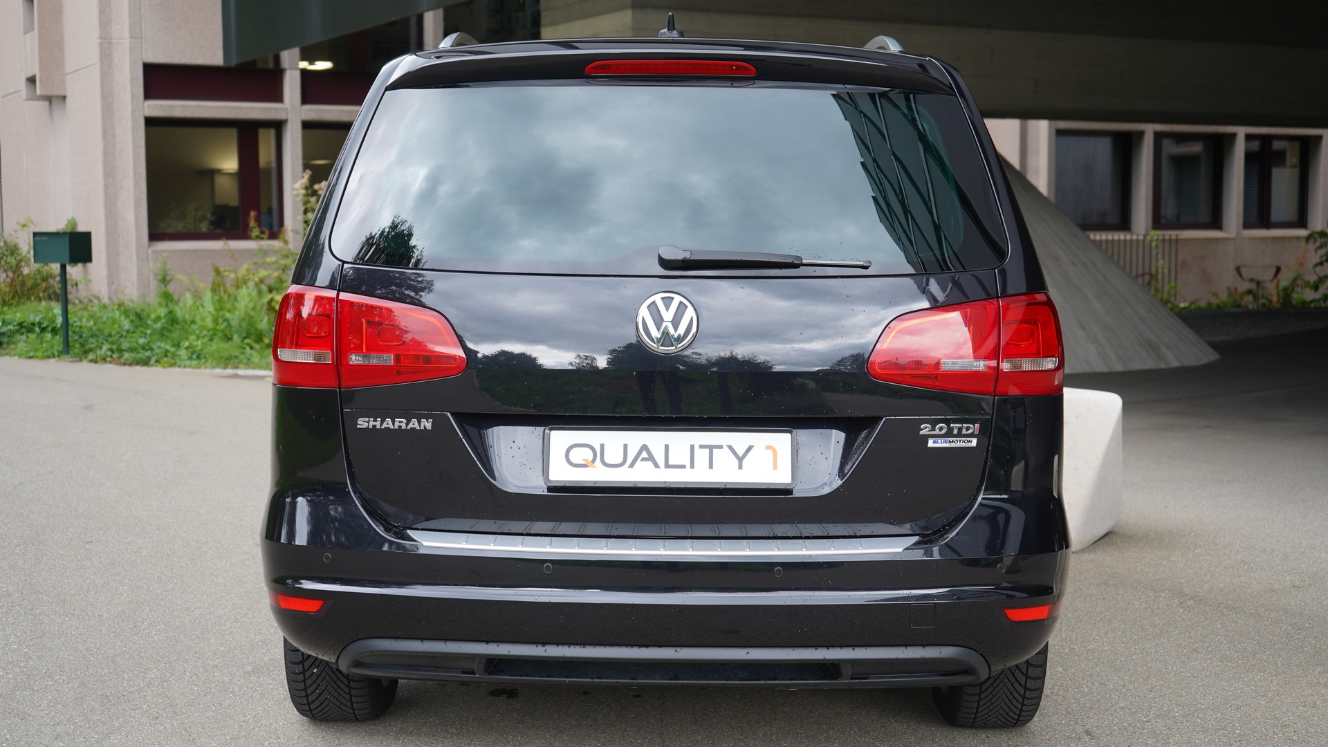 VW Sharan 2.0 TDI 7 Sitze-image-4