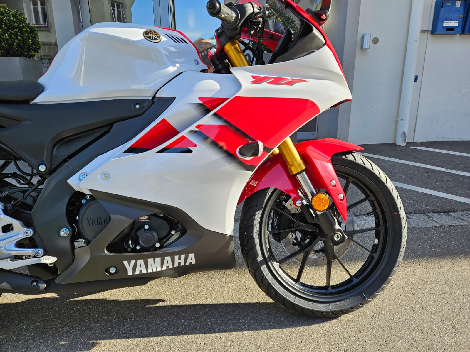 YAMAHA YZF-R 125 ABS-image-7