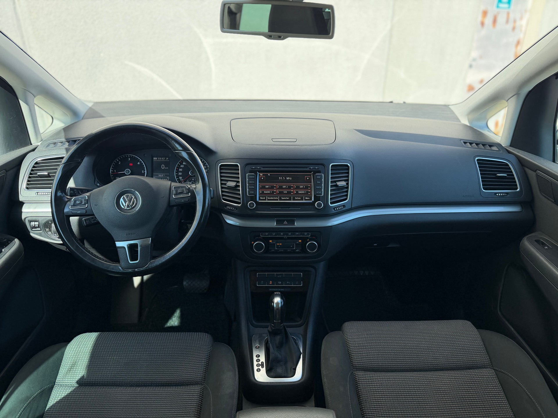 VW Sharan 2.0 TDI BlueMotion Technology Highline DSG-image-14