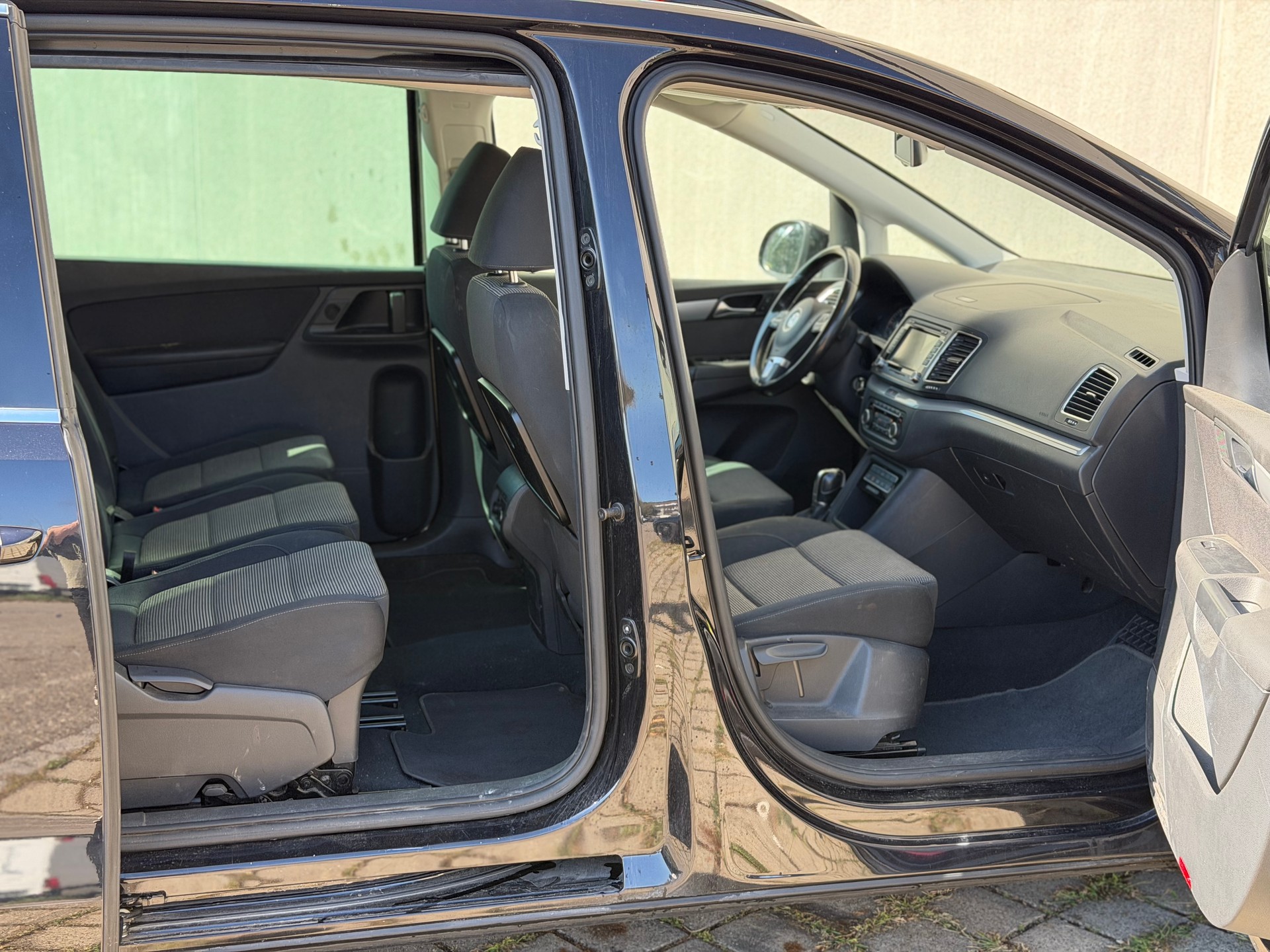 VW Sharan 2.0 TDI BlueMotion Technology Highline DSG-image-13