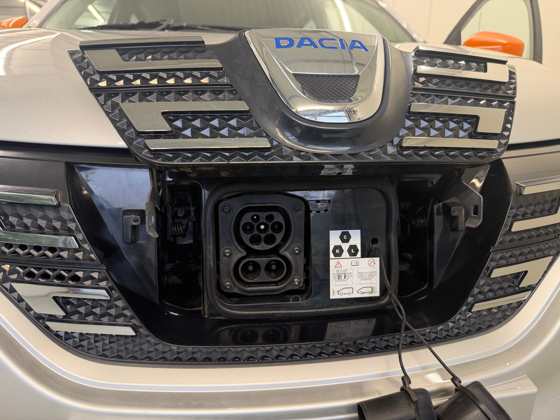 DACIA Spring Comfort Plus electric-image-10