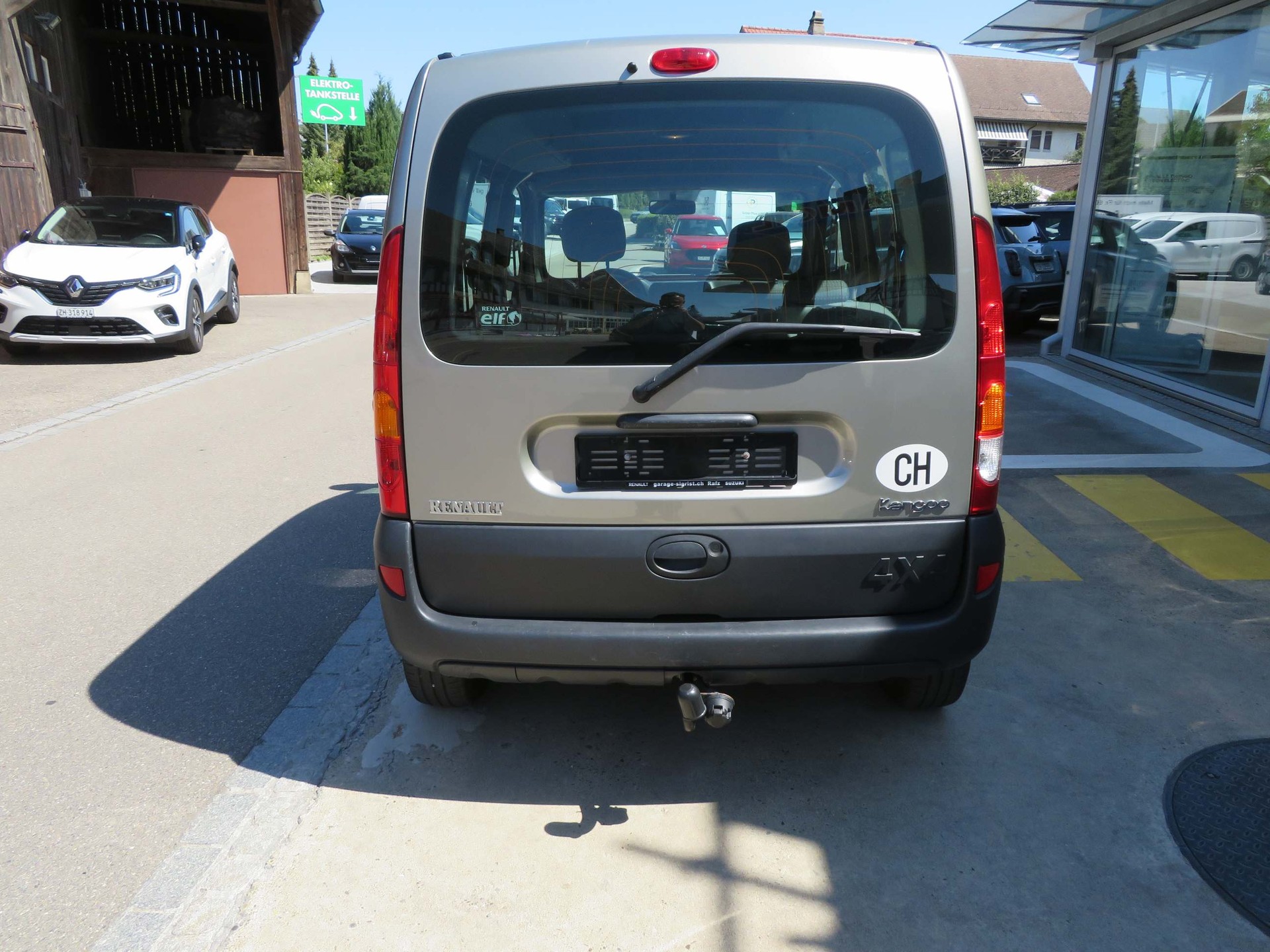 RENAULT Kangoo Kombi 1.6 16V Privillège 4x4-image-6