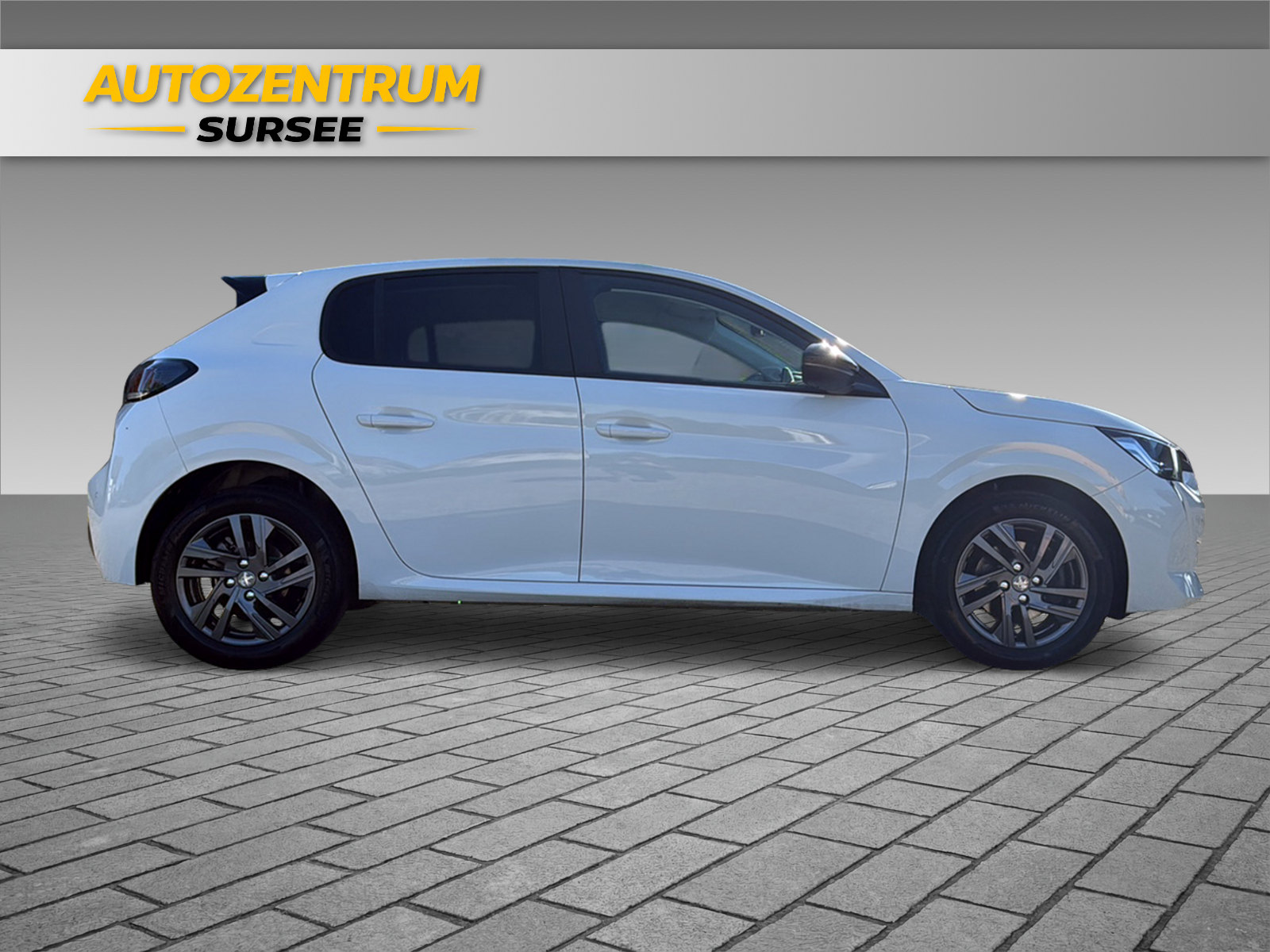 PEUGEOT 208 1.2 PureTech 100 Active Pack-image-9