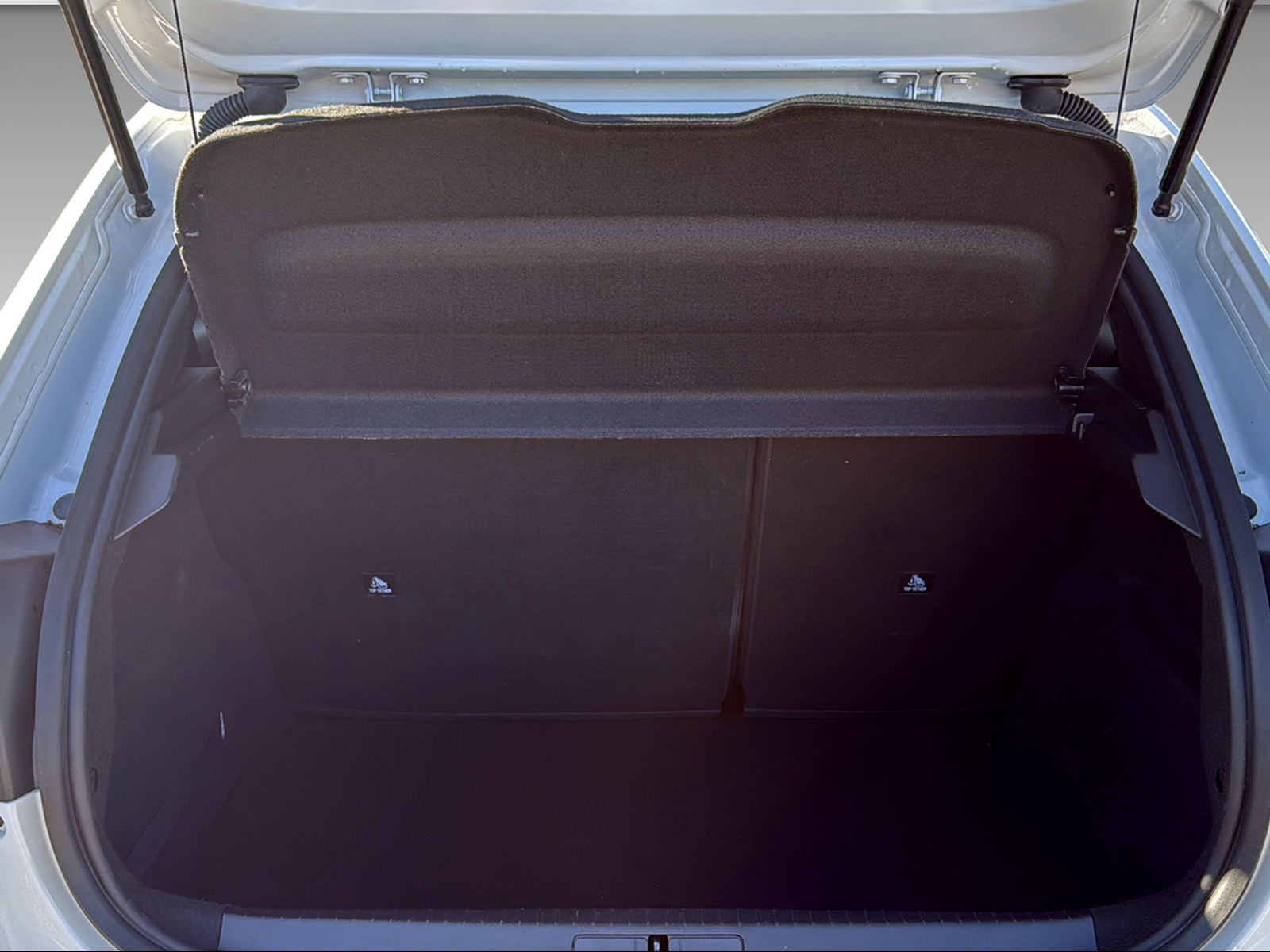 PEUGEOT 208 1.2 PureTech 100 Active Pack-image-23