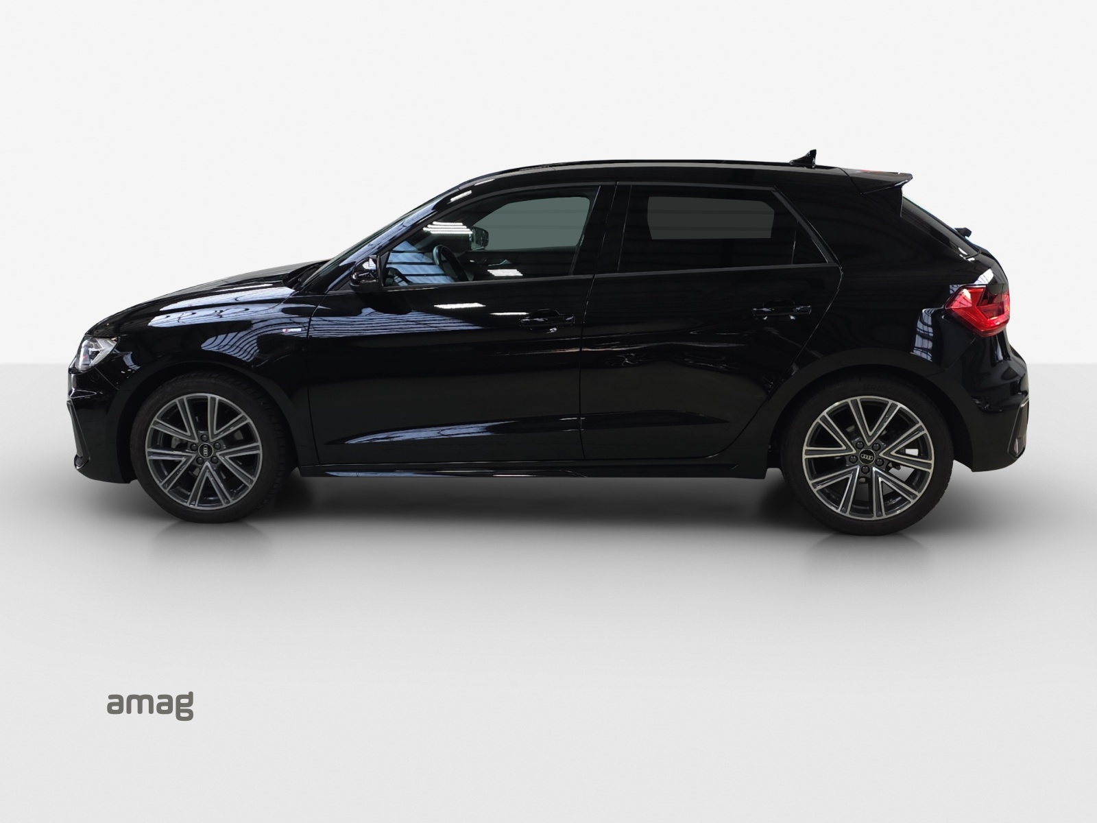 AUDI A1 Sportback 30 TFSI S Line Attraction S-tronic-image-1