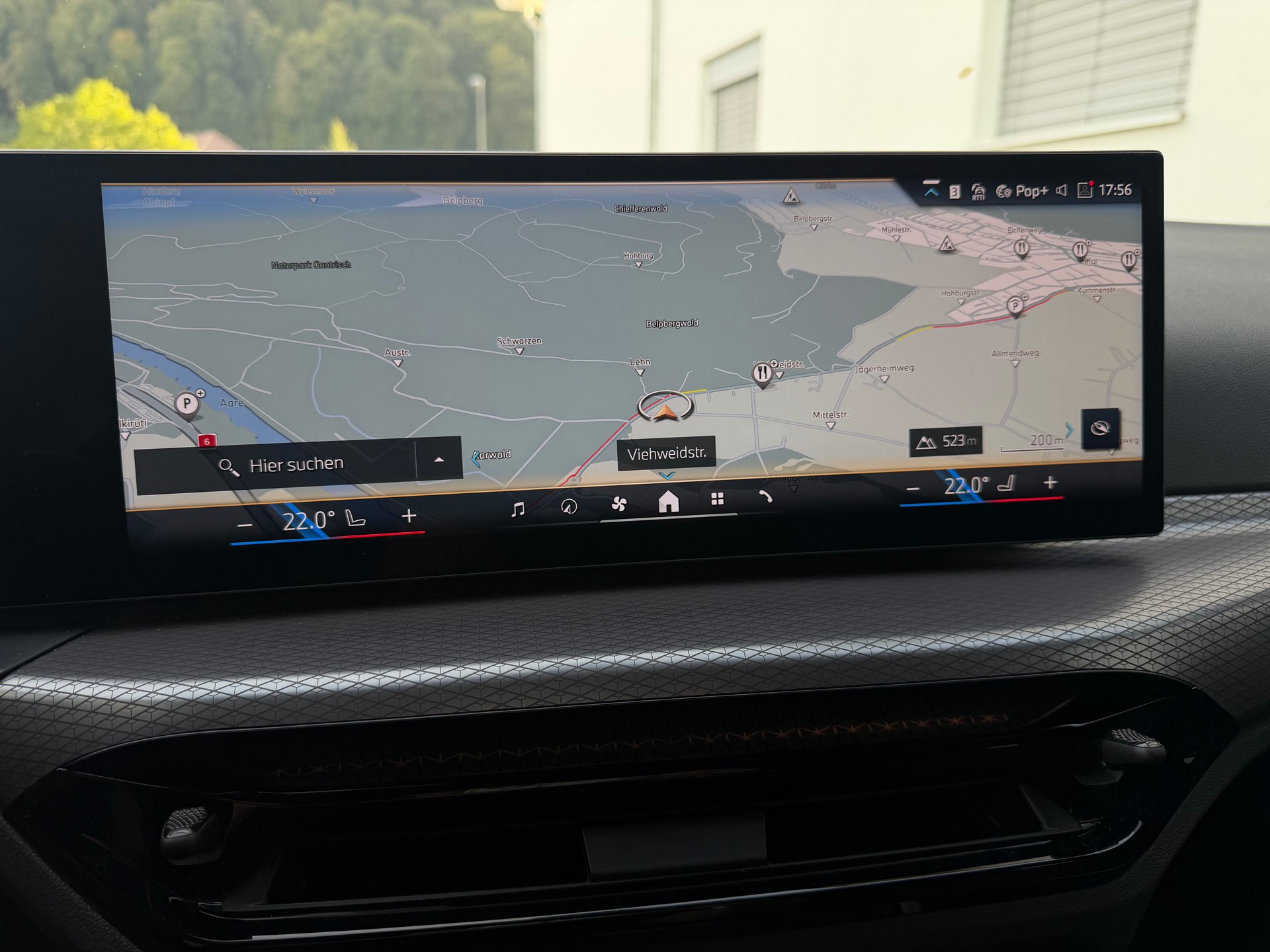 BMW 320d xDrive 48V Touring Steptronic M Sport-image-22