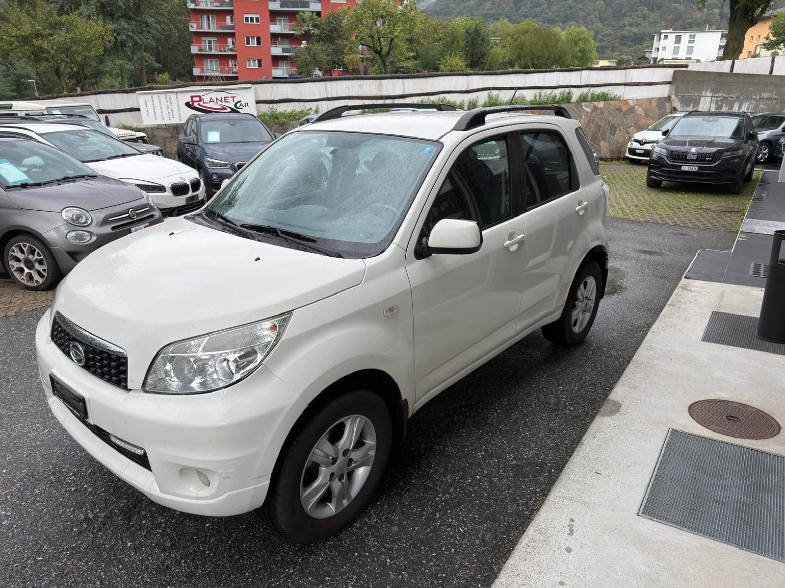 DAIHATSU Terios 1.5 16V SX 4WD-image-2