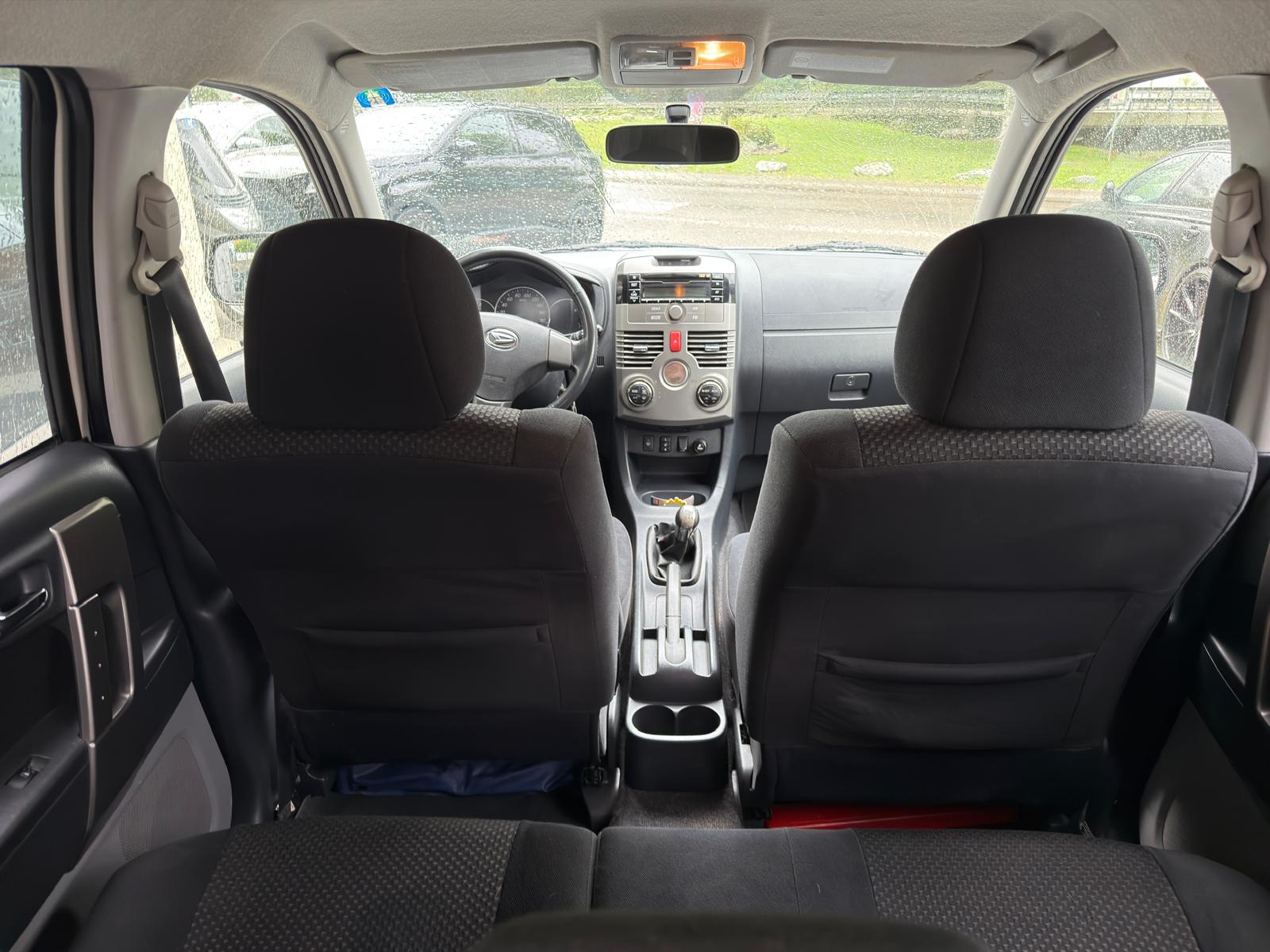 DAIHATSU Terios 1.5 16V SX 4WD-image-9