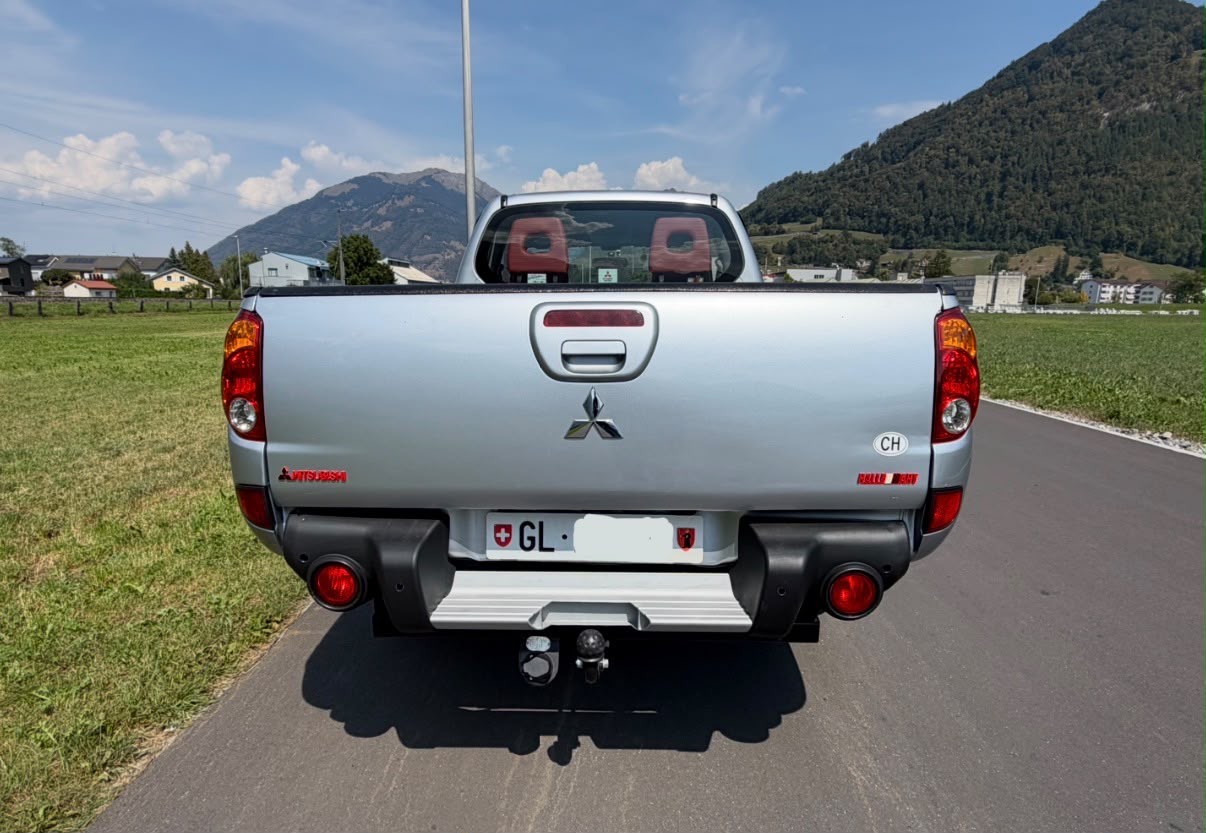 MITSUBISHI Club cab Ralliart-image-5
