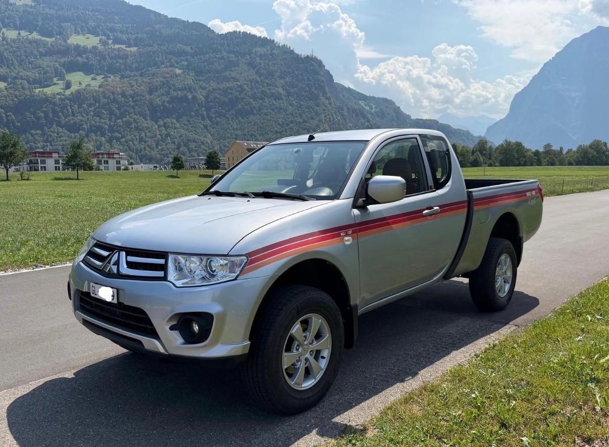 MITSUBISHI Club cab Ralliart-image-0