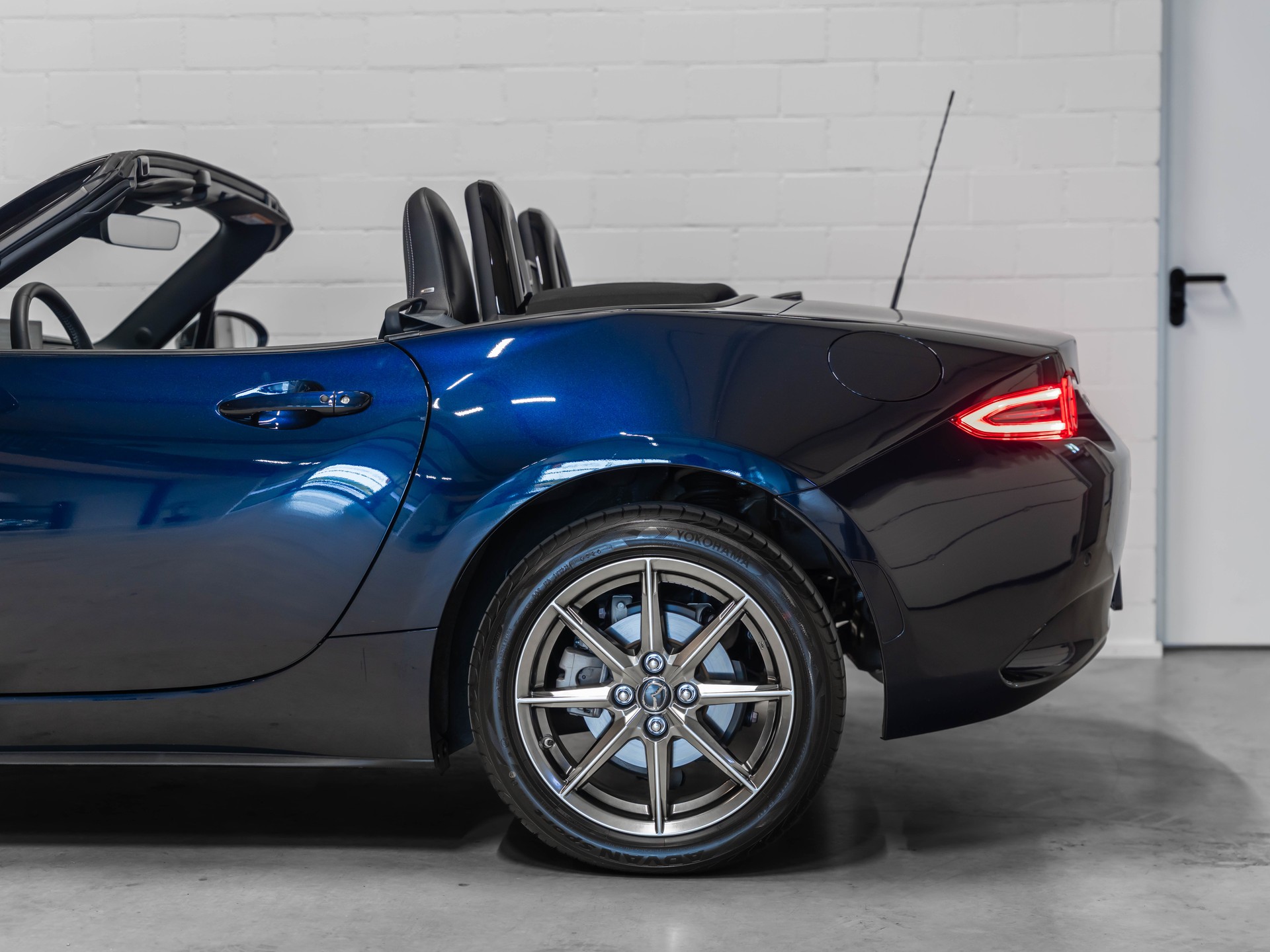 MAZDA MX-5 Skyactiv-G 132 Exclusive-line-image-17