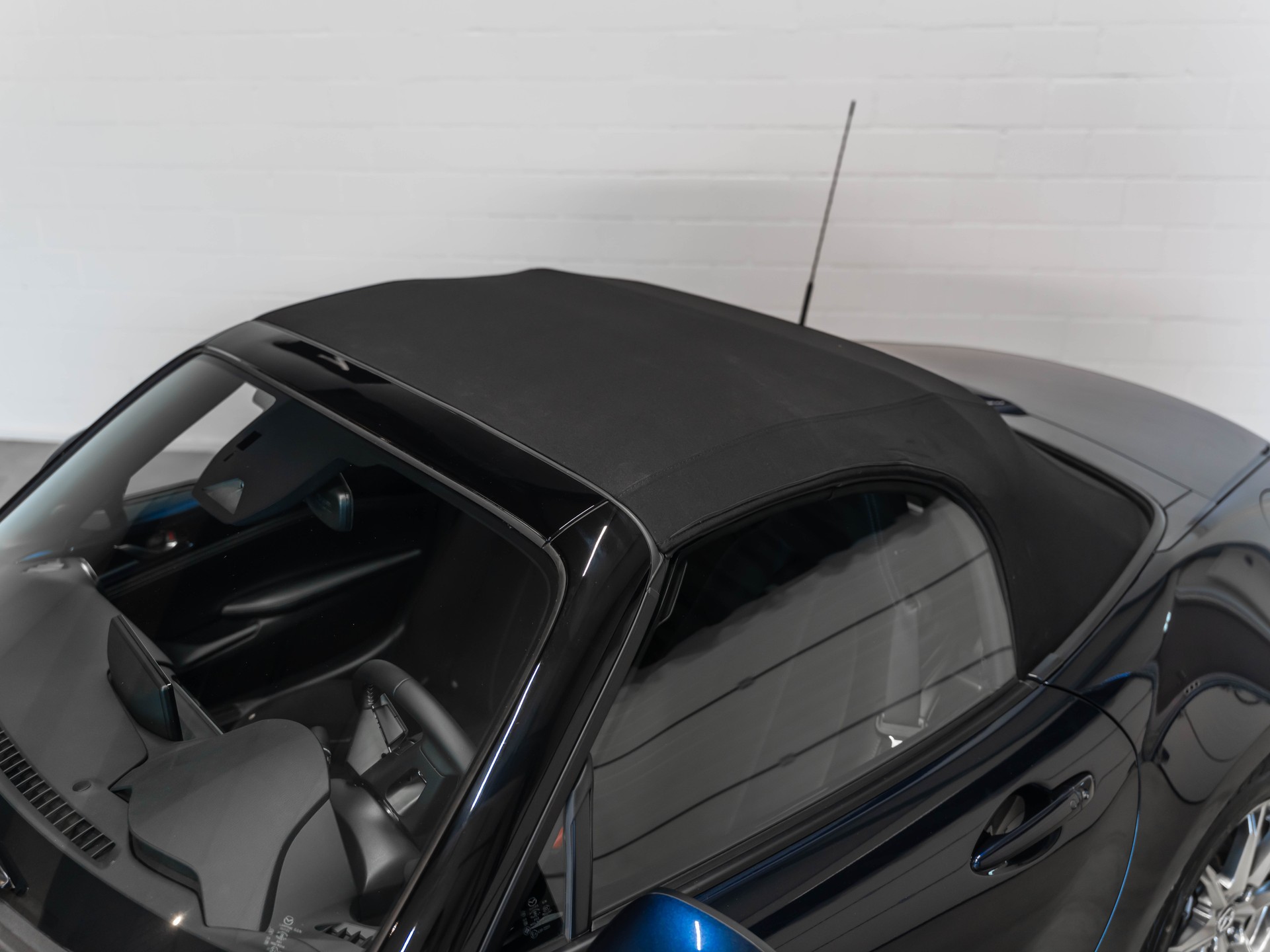 MAZDA MX-5 Skyactiv-G 132 Exclusive-line-image-2