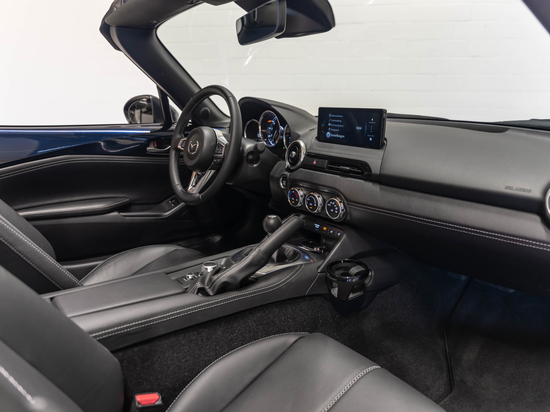 MAZDA MX-5 Skyactiv-G 132 Exclusive-line-image-13
