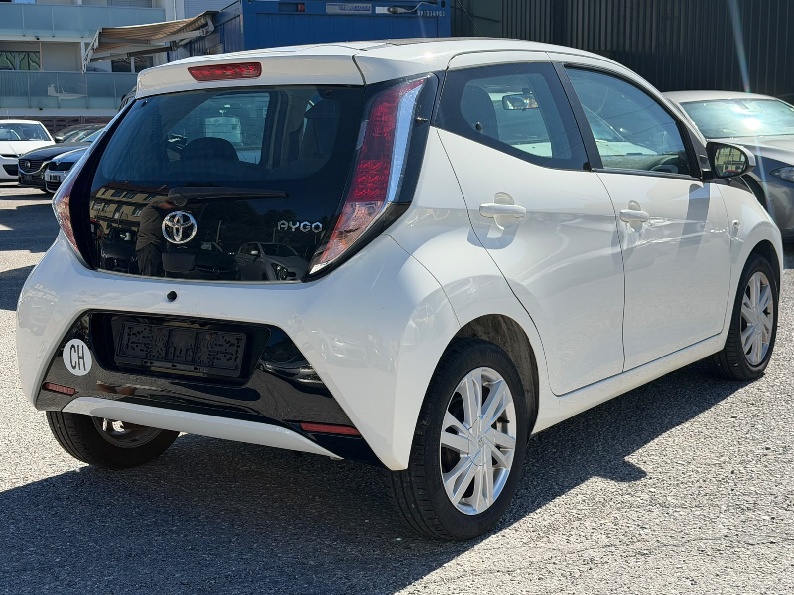 TOYOTA Aygo 1.0 VVT-i x-play-image-9