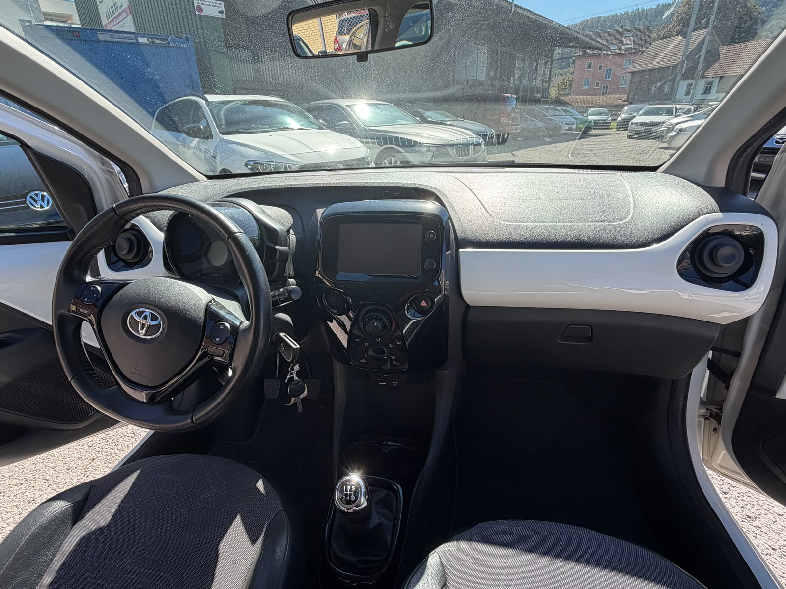 TOYOTA Aygo 1.0 VVT-i x-play-image-4