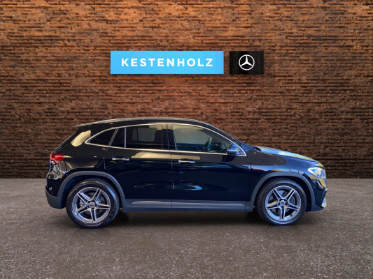 MERCEDES-BENZ GLA 250 4Matic 8G-DCT-image-2