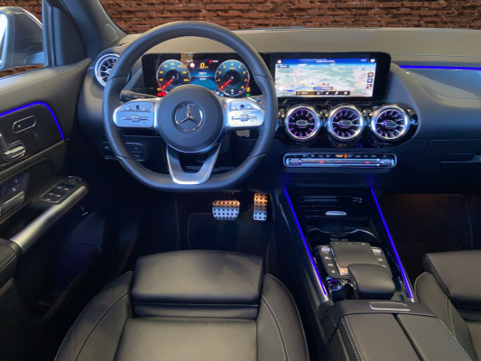 MERCEDES-BENZ GLA 250 4Matic 8G-DCT-image-9