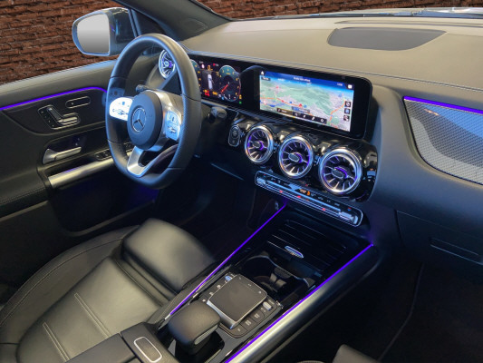 MERCEDES-BENZ GLA 250 4Matic 8G-DCT-image-14