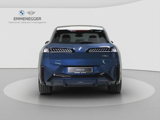 BMW iX3 50 xDrive M Sport-image-3