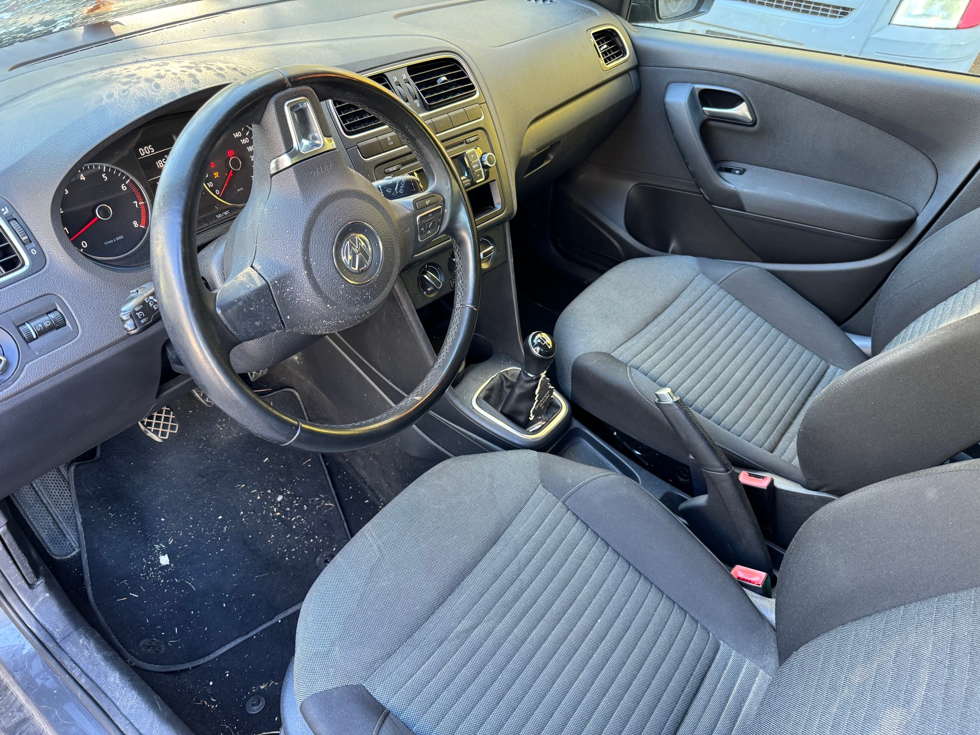 VW Polo 1.2 TSI Highline-image-17