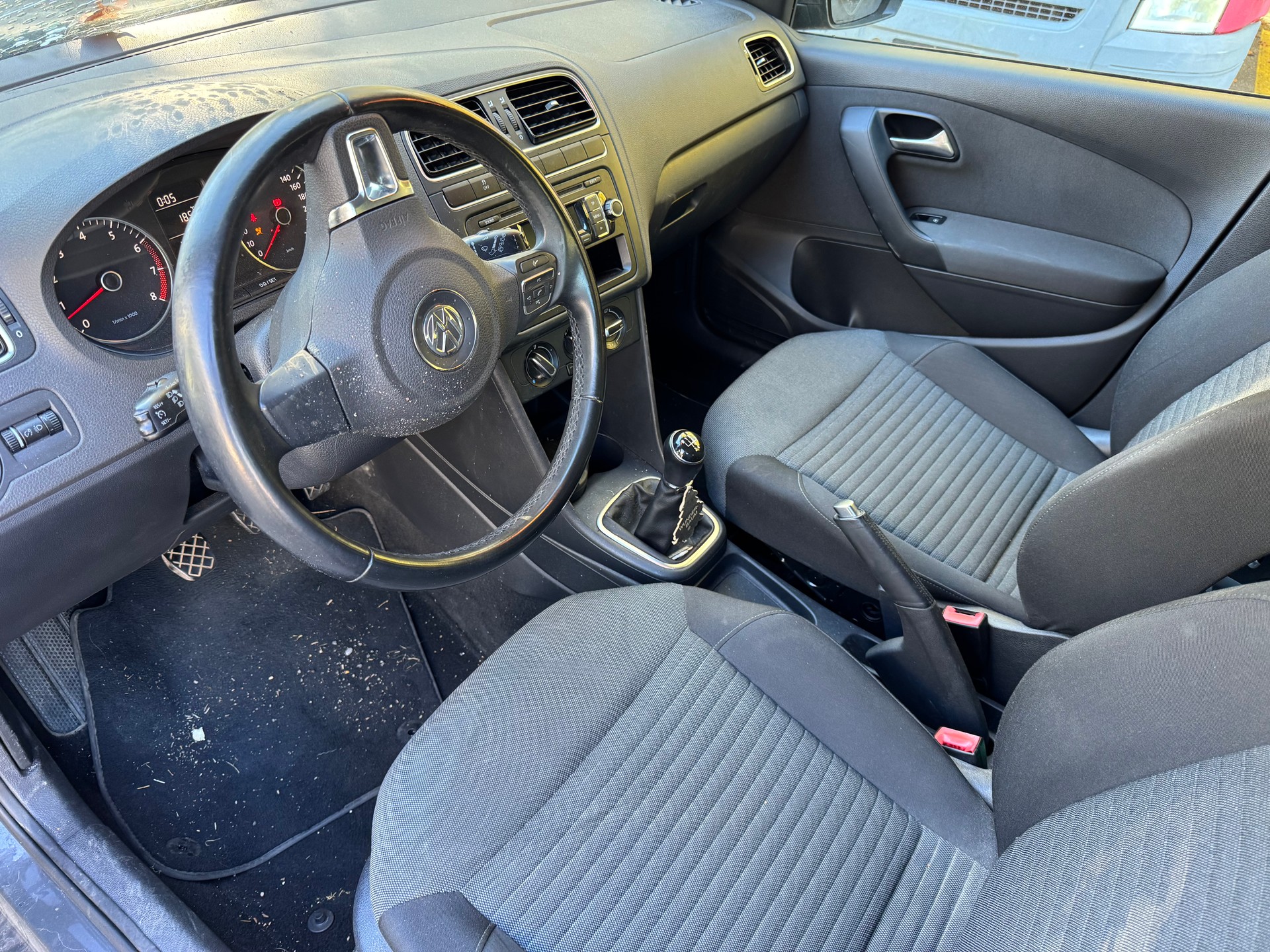 VW Polo 1.2 TSI Highline-image-14
