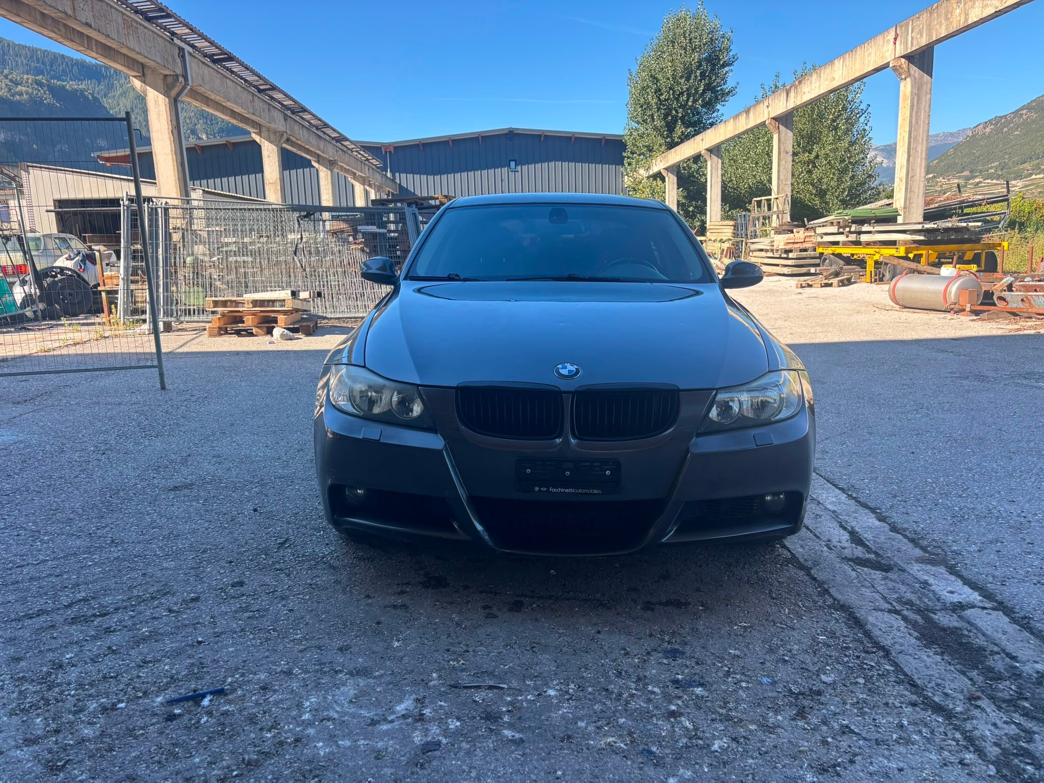 Car photo