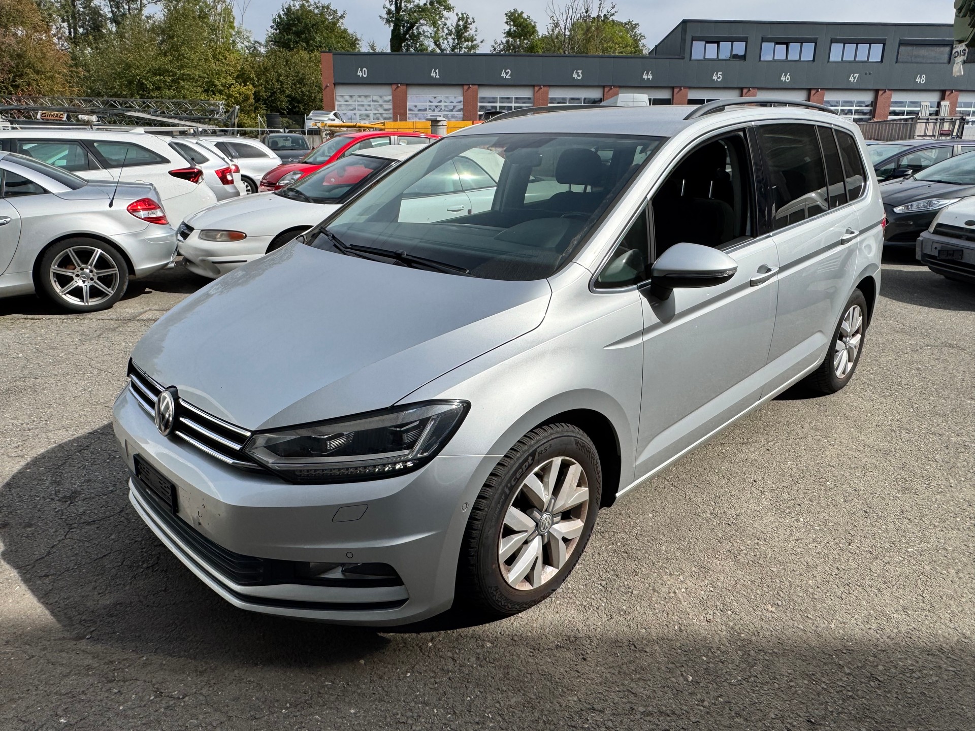 VW Touran 2.0 TDI BlueMotion Technology Highline DSG-image-3