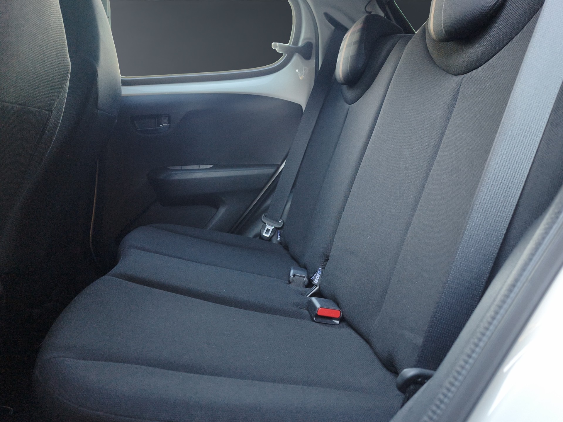 PEUGEOT 108 1.2 VTi Allure-image-14
