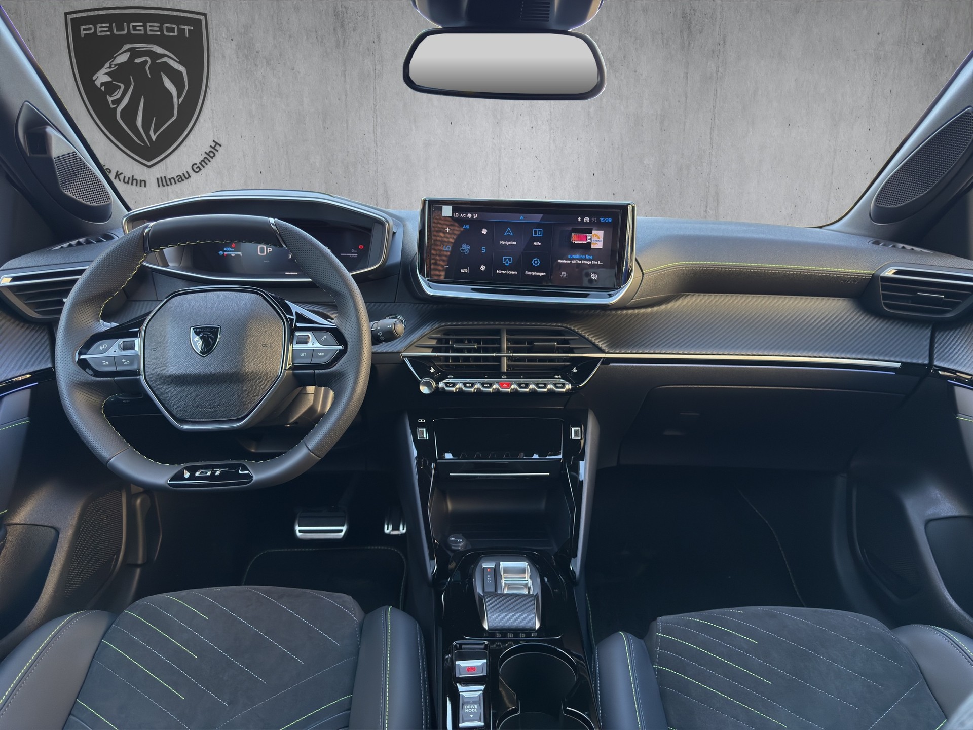 PEUGEOT 208 1.2 Hybrid 145 GT Exclusive-image-11