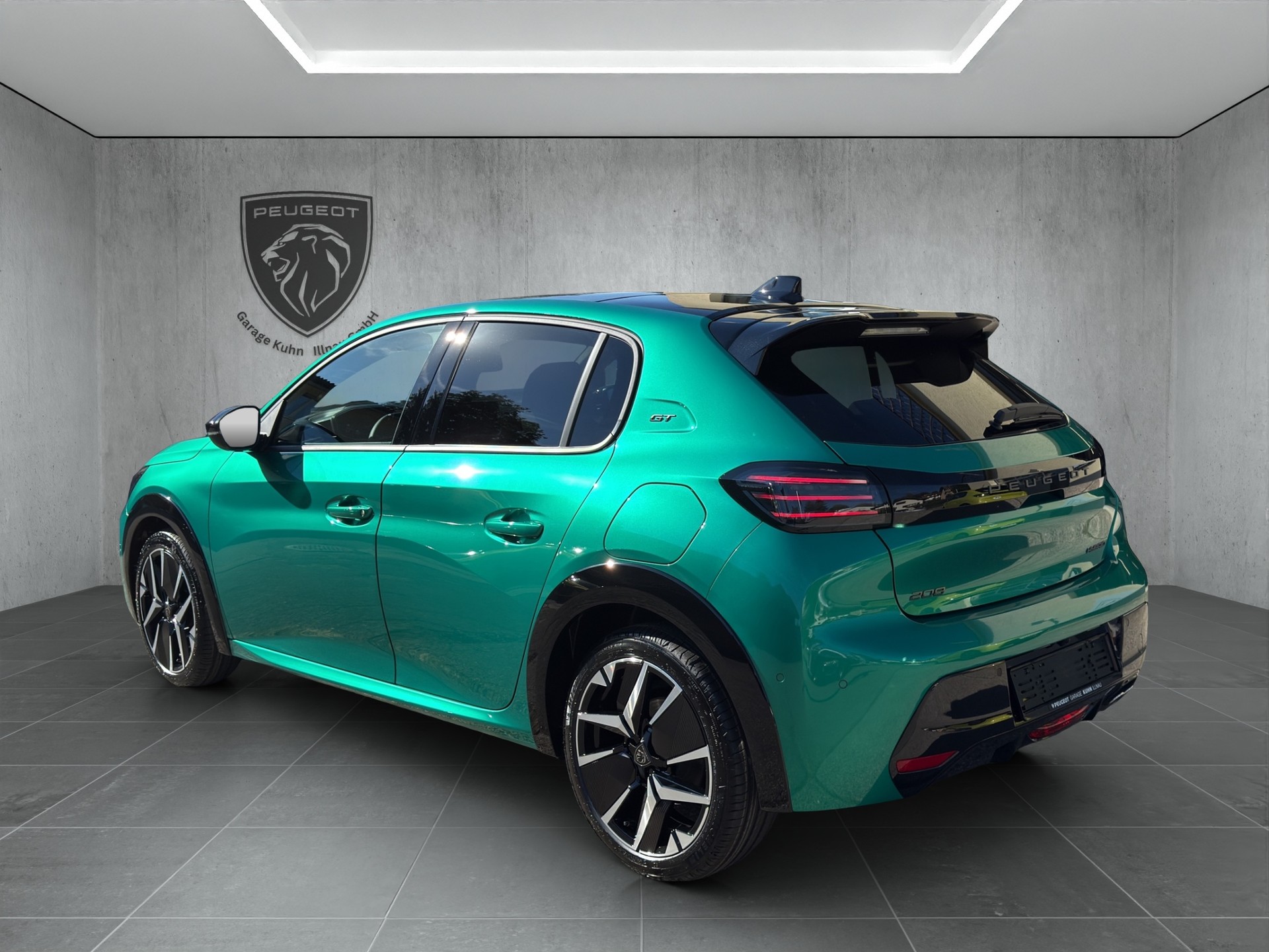 PEUGEOT 208 1.2 Hybrid 145 GT Exclusive-image-6