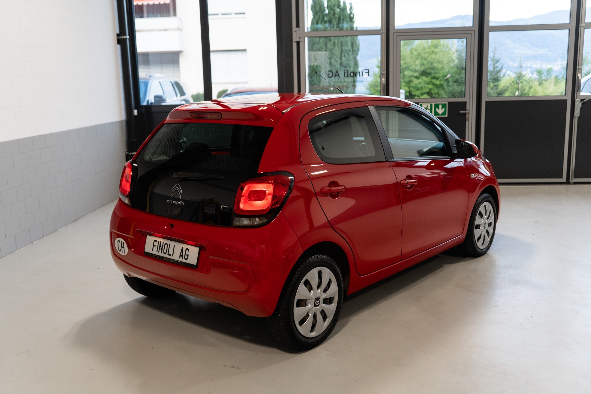 CITROEN C1 1.0 VTi Swiss Edition Stop&Start-image-4