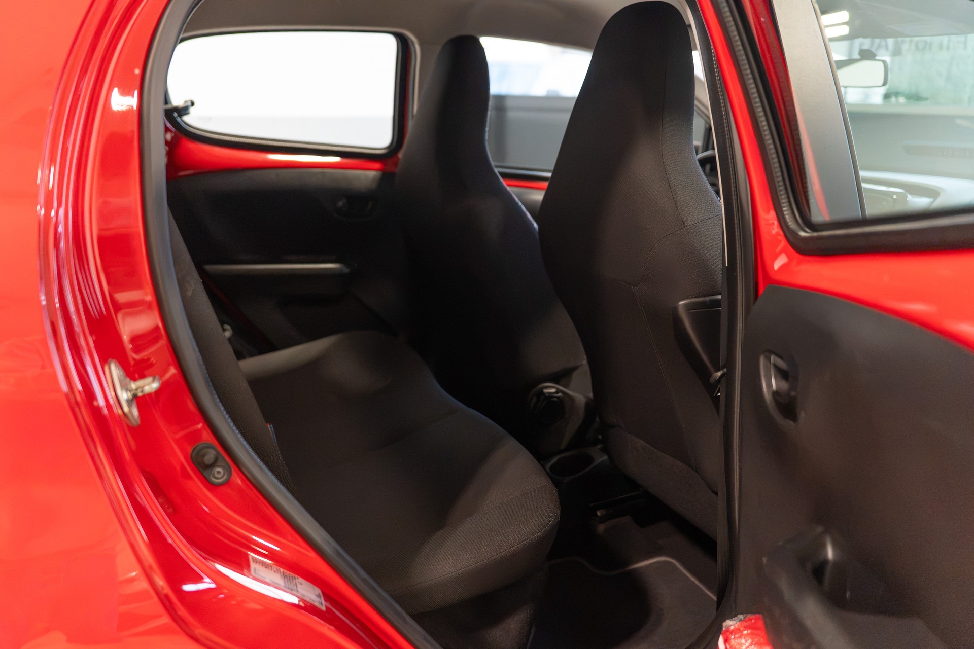 CITROEN C1 1.0 VTi Swiss Edition Stop&Start-image-7