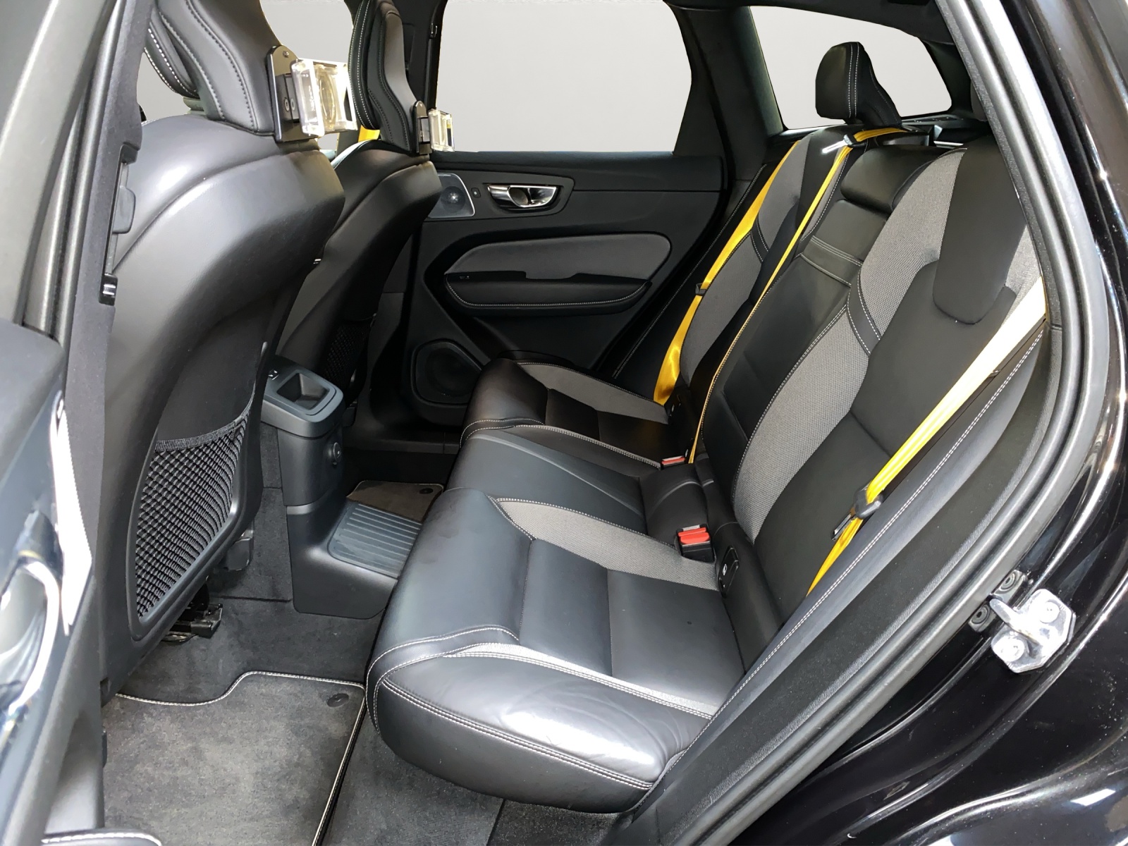 VOLVO XC60 T8 eAWD Polestar Geartronic-image-12