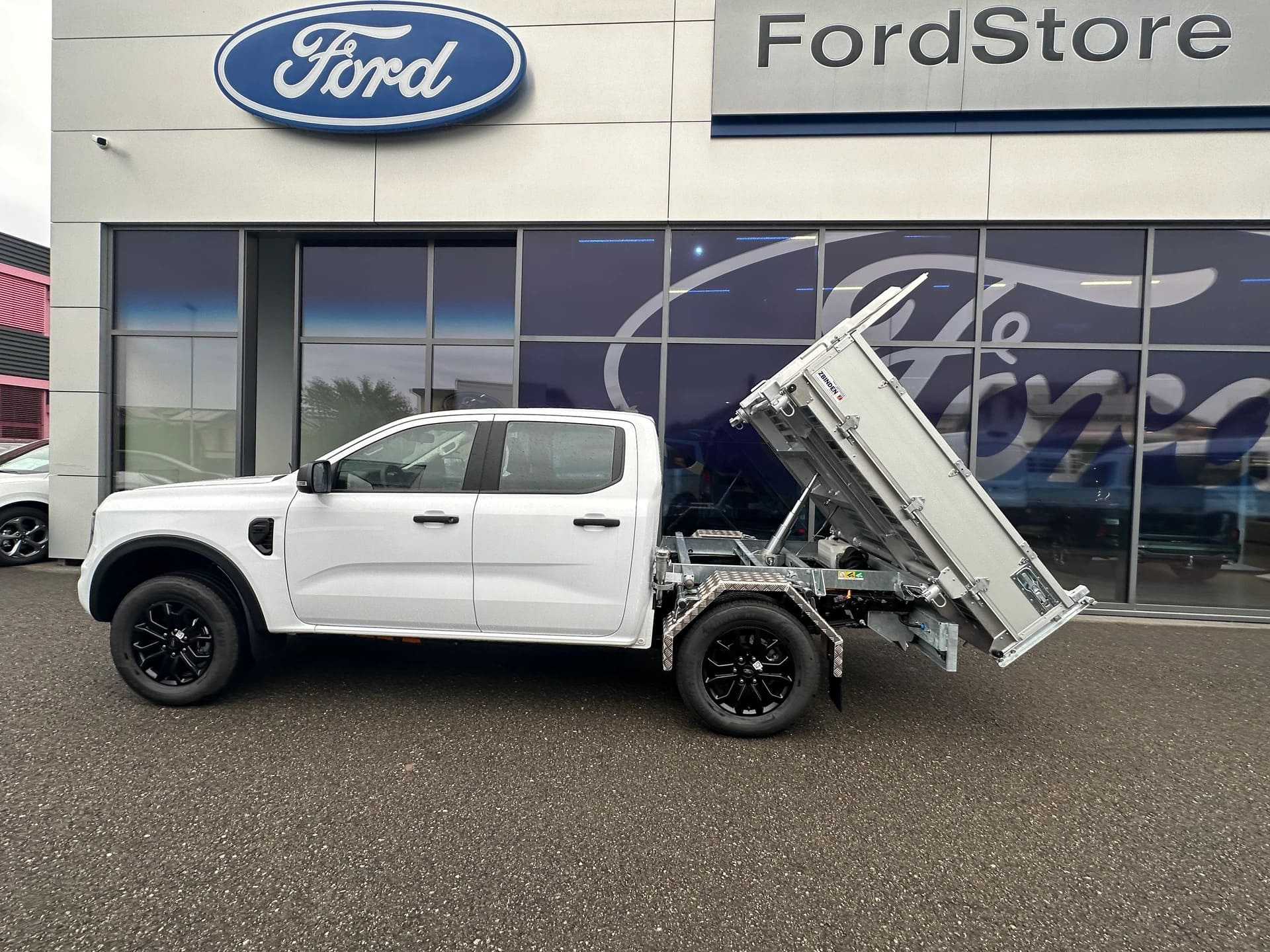 FORD Ranger dcab.pick-up 3.0 EcoBlu XLT/240CV/Aut.-showroom-element-3