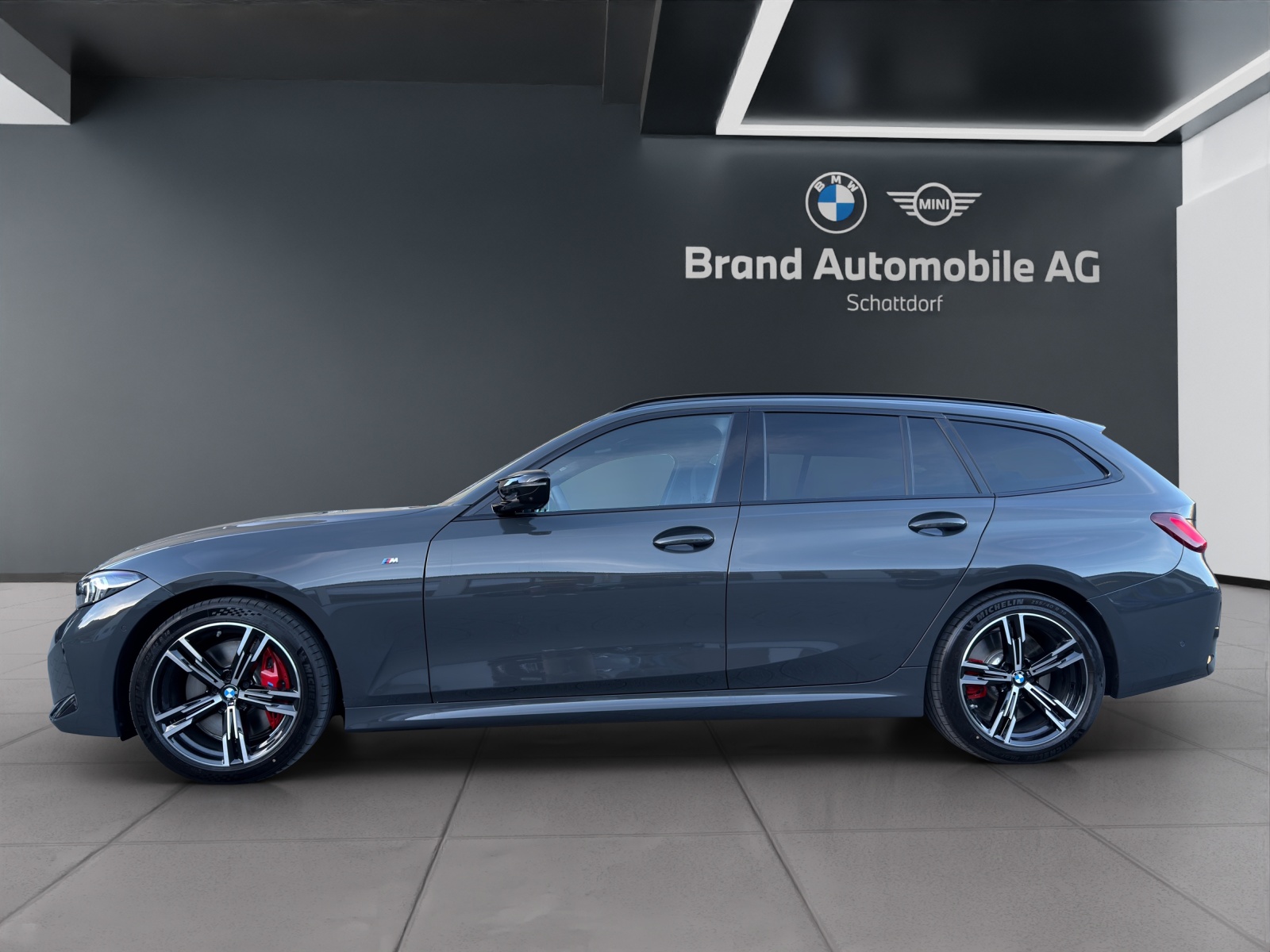 BMW M 340-showroom-element-1
