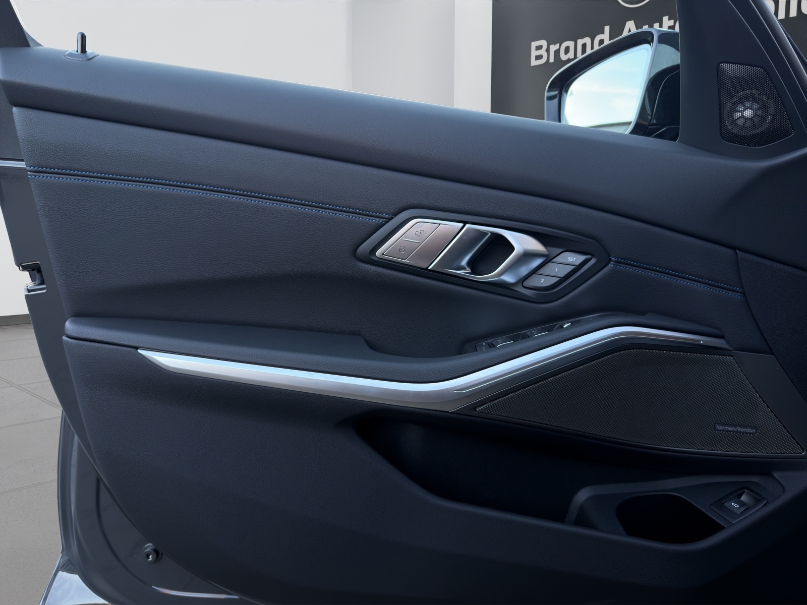 BMW M 340-image-18