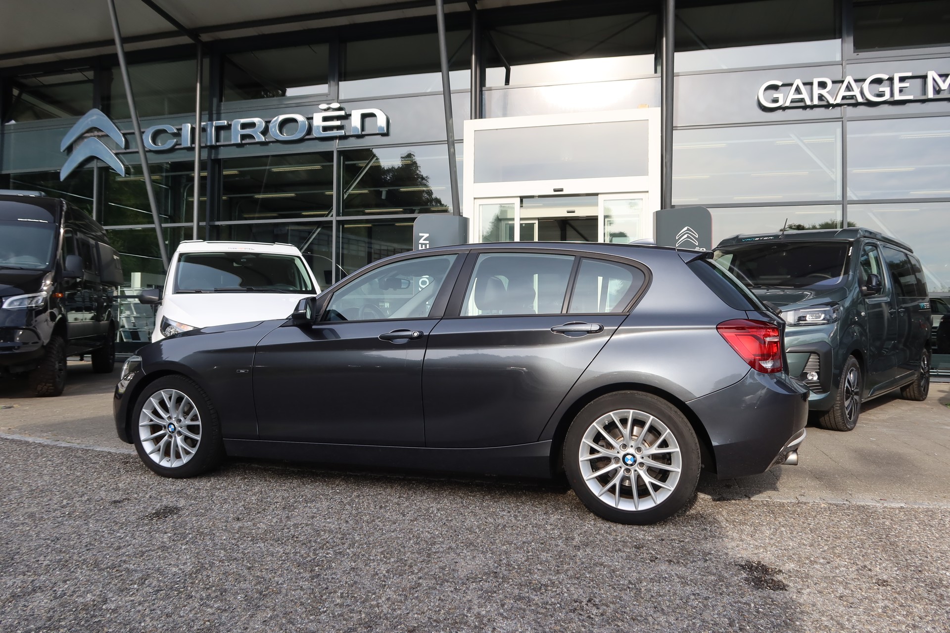 BMW 116i Urban Line-image-2