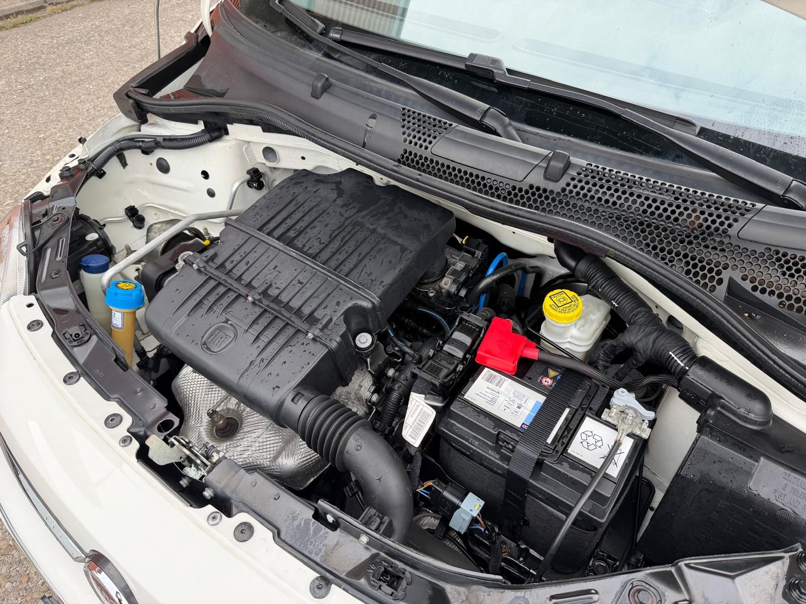 FIAT 500 1.2 Lounge Dualogic-image-8
