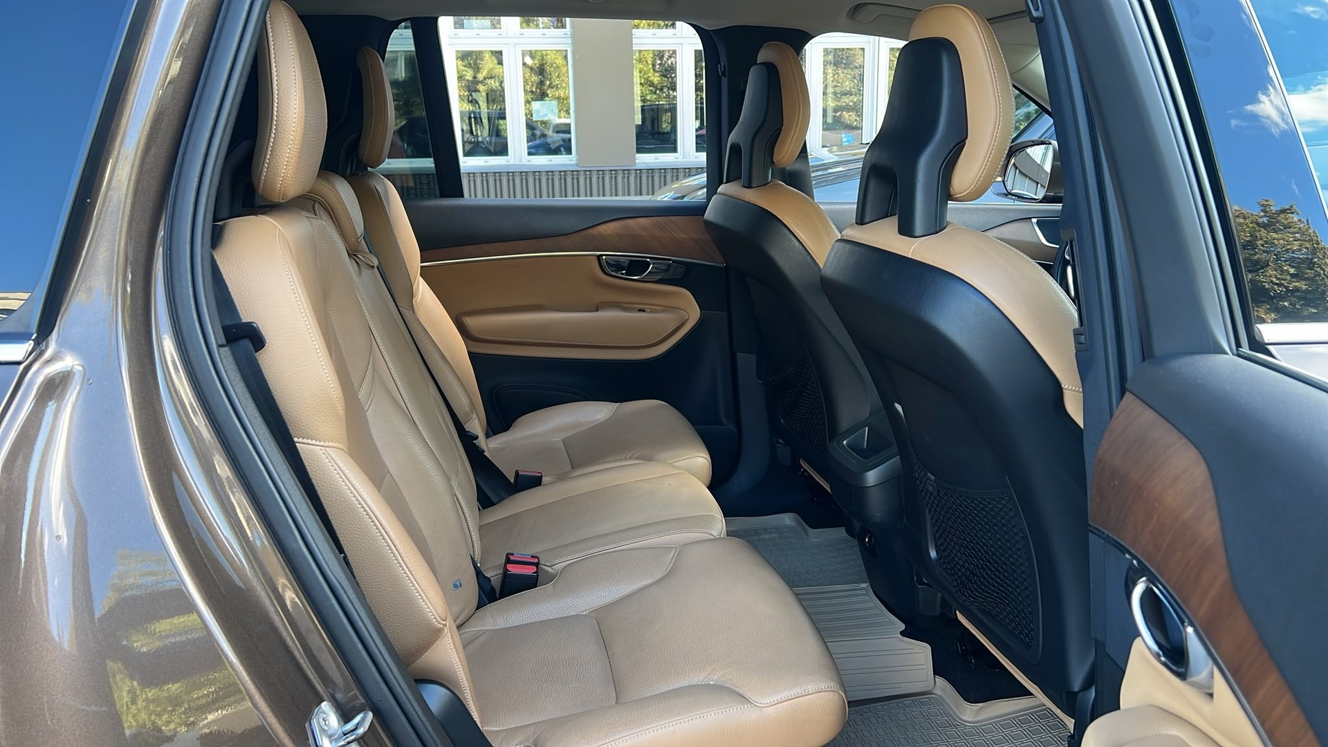 VOLVO XC90 D5 AWD Momentum Geartronic-image-11