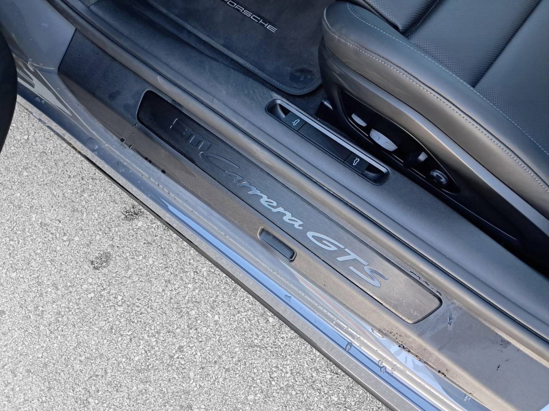 PORSCHE 911 Carrera GTS-image-26