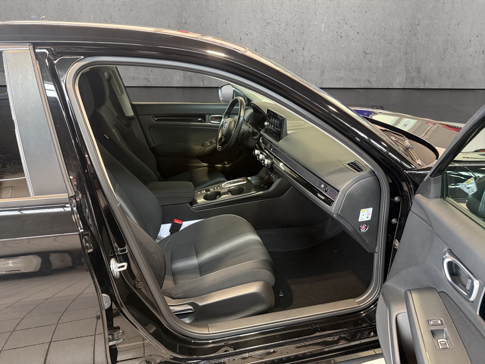 HONDA Civic 2.0 i-MMD Elegance-image-16