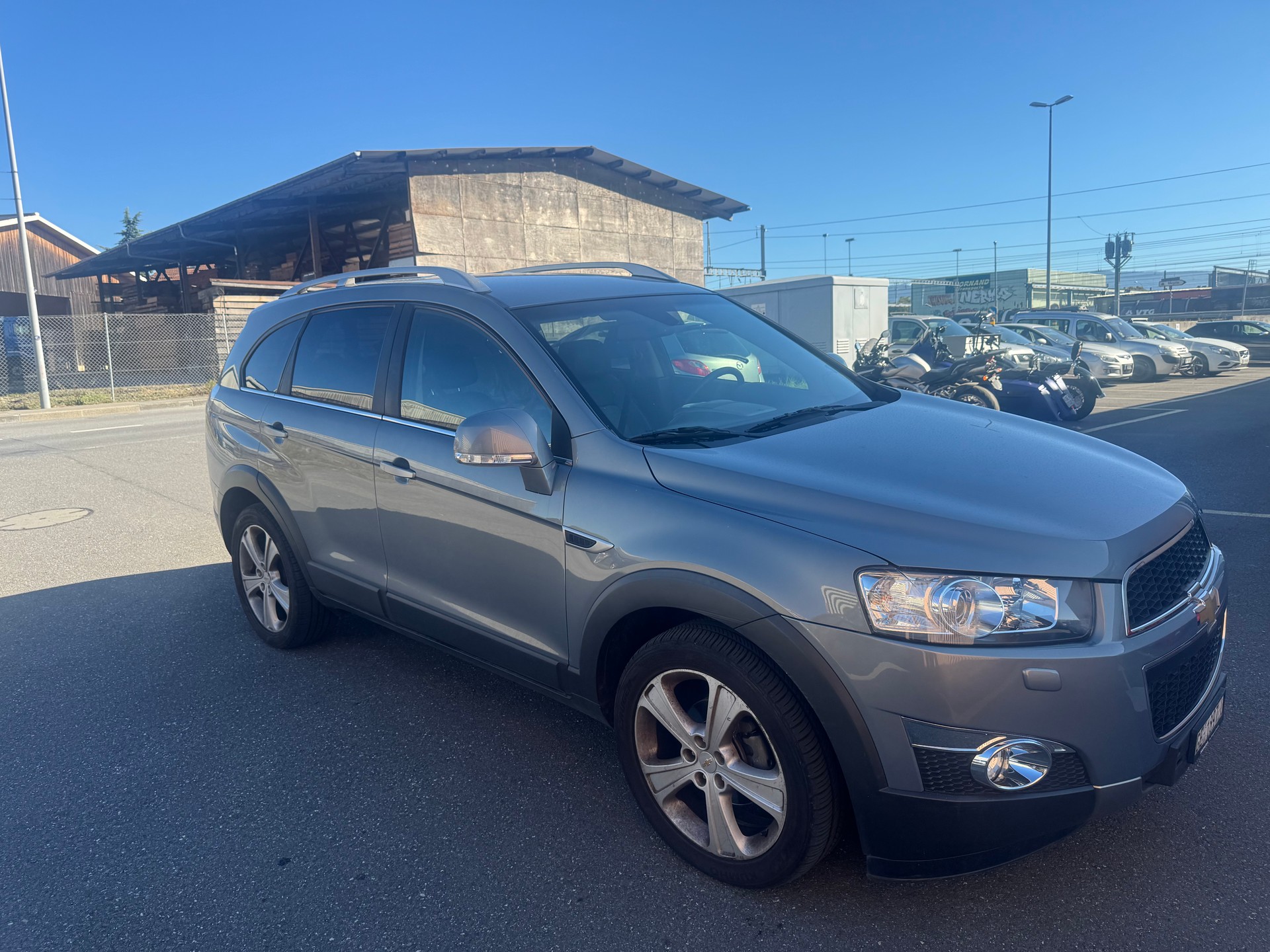 CHEVROLET Captiva 2.2 VCDi LTZ 4WD Automatic-image-1